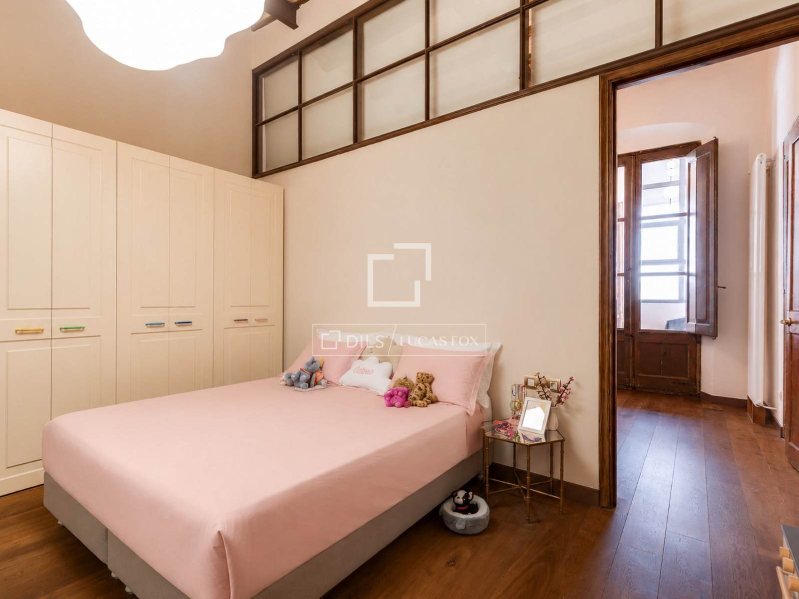 Apartament w Barcelona, Hiszpania 7 sypialni, 389 mkw. nr 192778