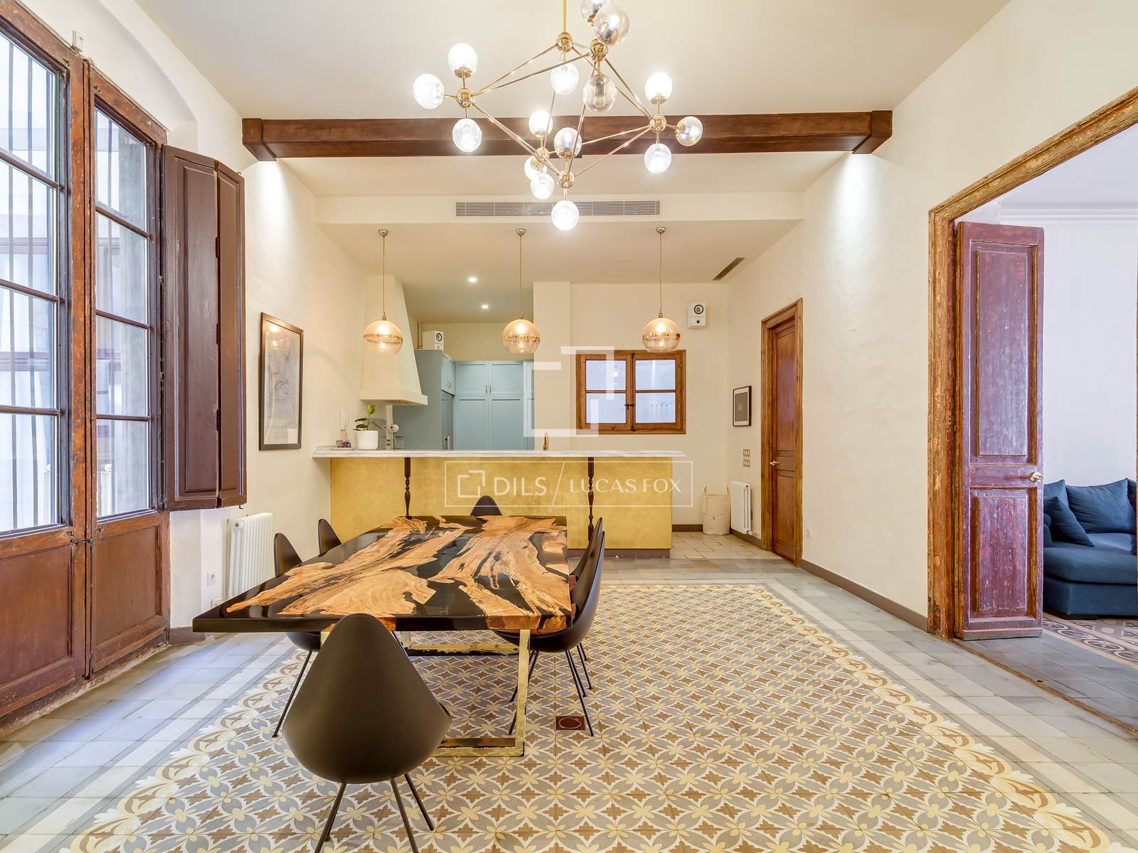 Apartament w Barcelona, Hiszpania 7 sypialni, 389 mkw. nr 192778