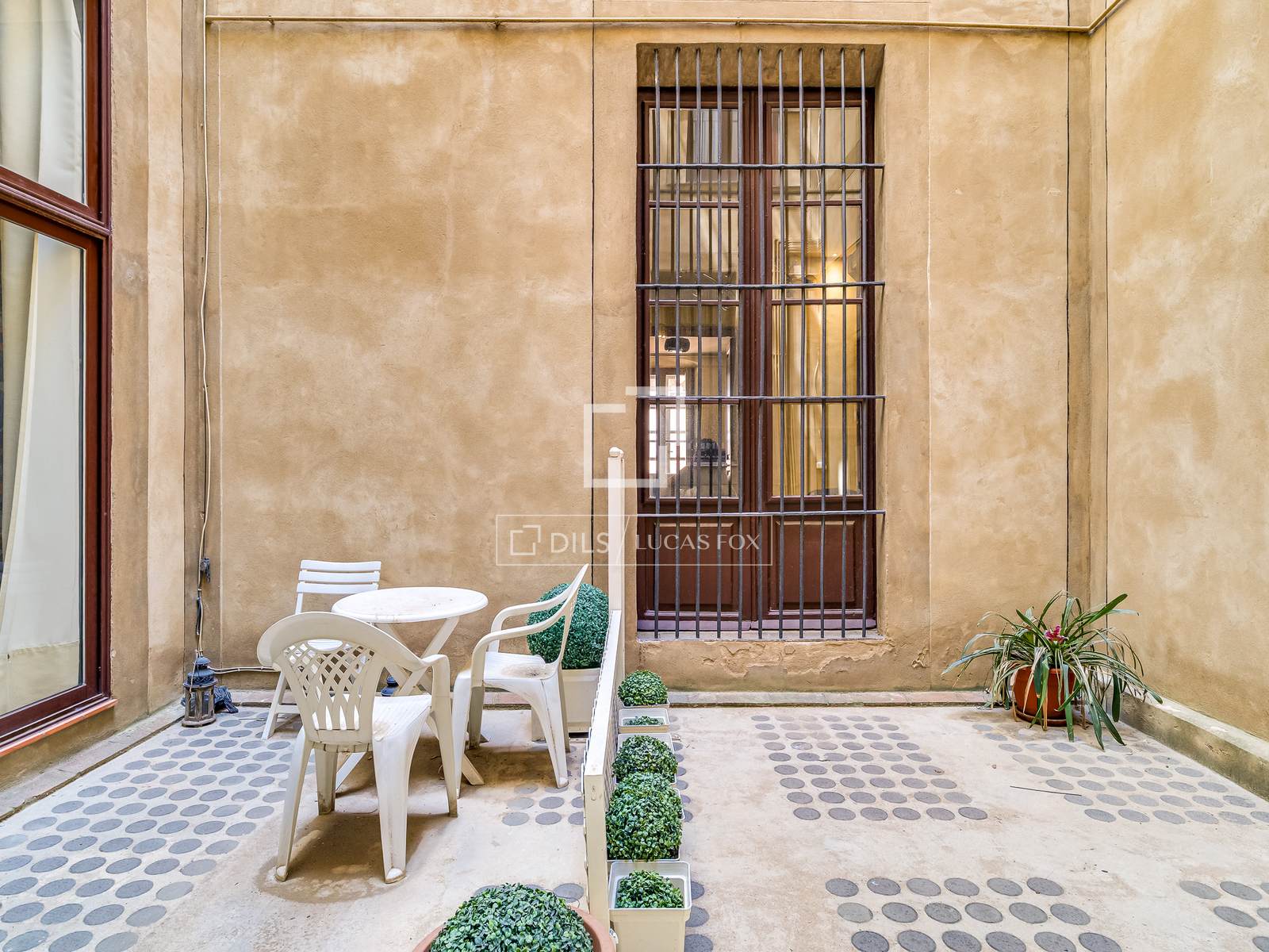 Apartament w Barcelona, Hiszpania 7 sypialni, 389 mkw. nr 192778