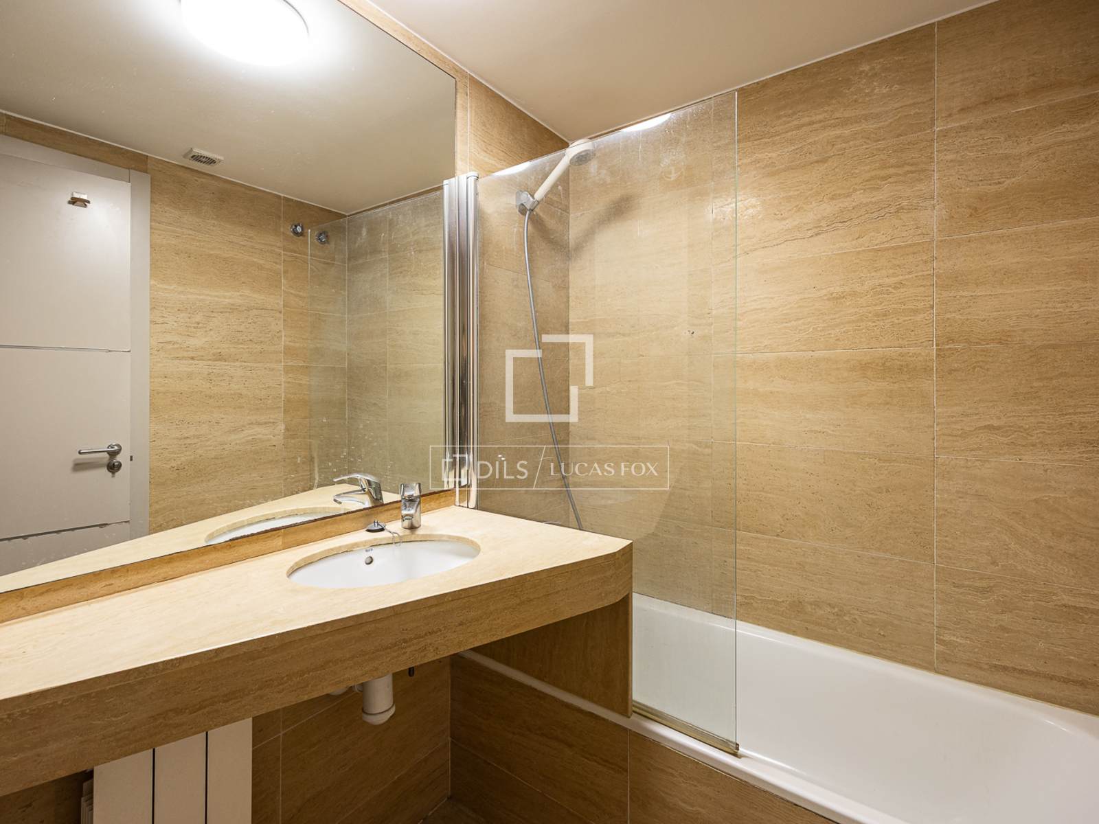 Penthäuser in Barcelona, Spanien 3 Schlafzimmer, 101 m2 Nr. 192783