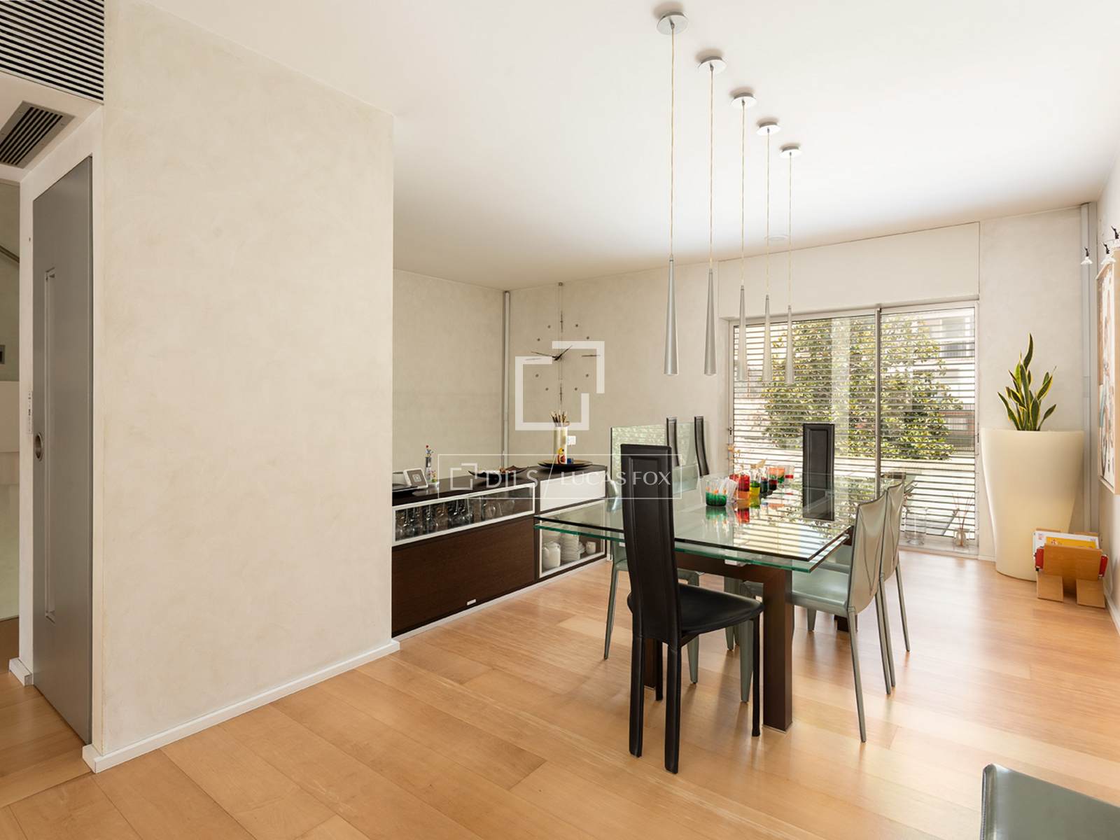 Villa in Barcelona, Spanien 5 Schlafzimmer, 306 m2 Nr. 192779