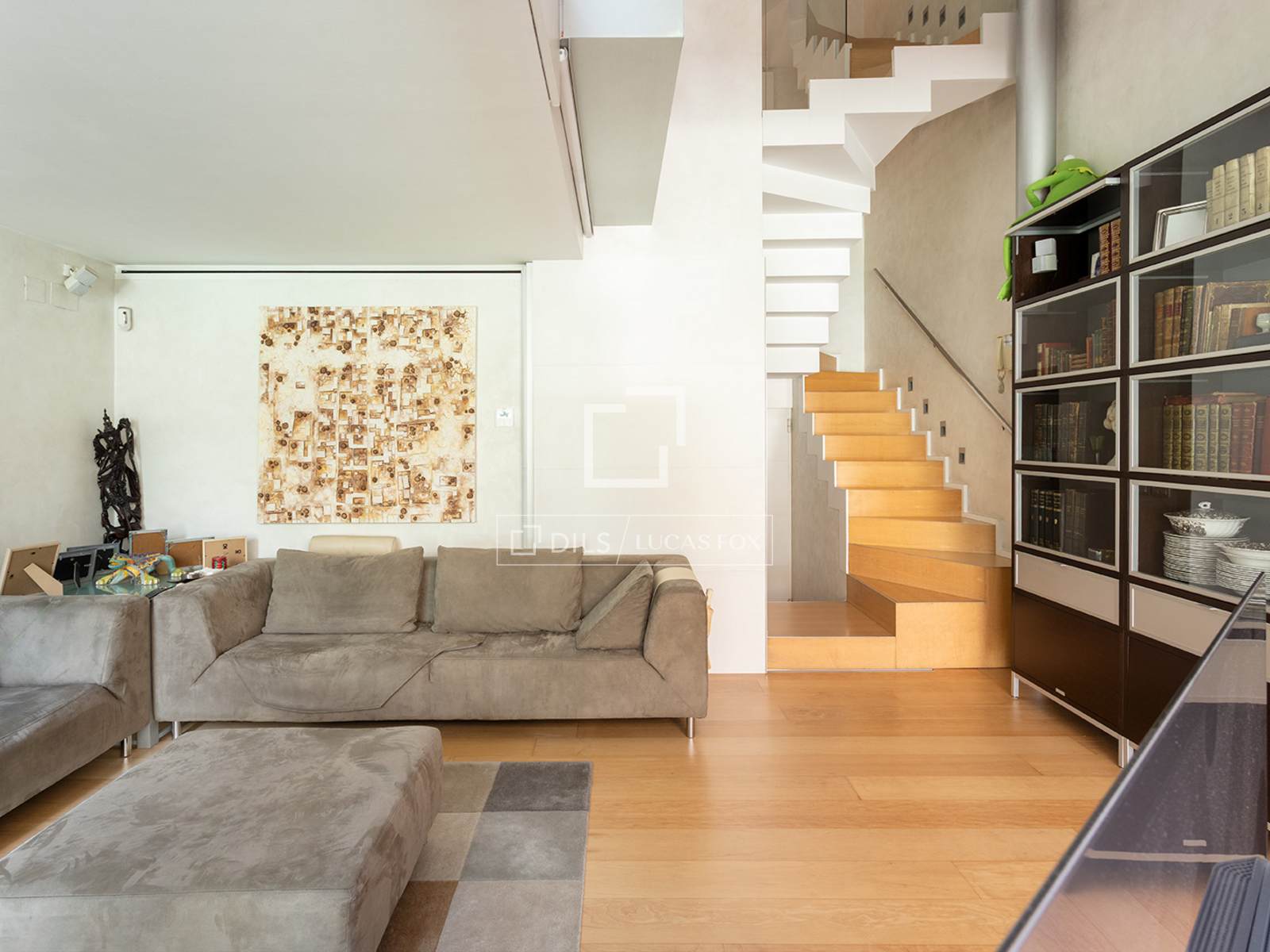 Villa in Barcelona, Spanien 5 Schlafzimmer, 306 m2 Nr. 192779