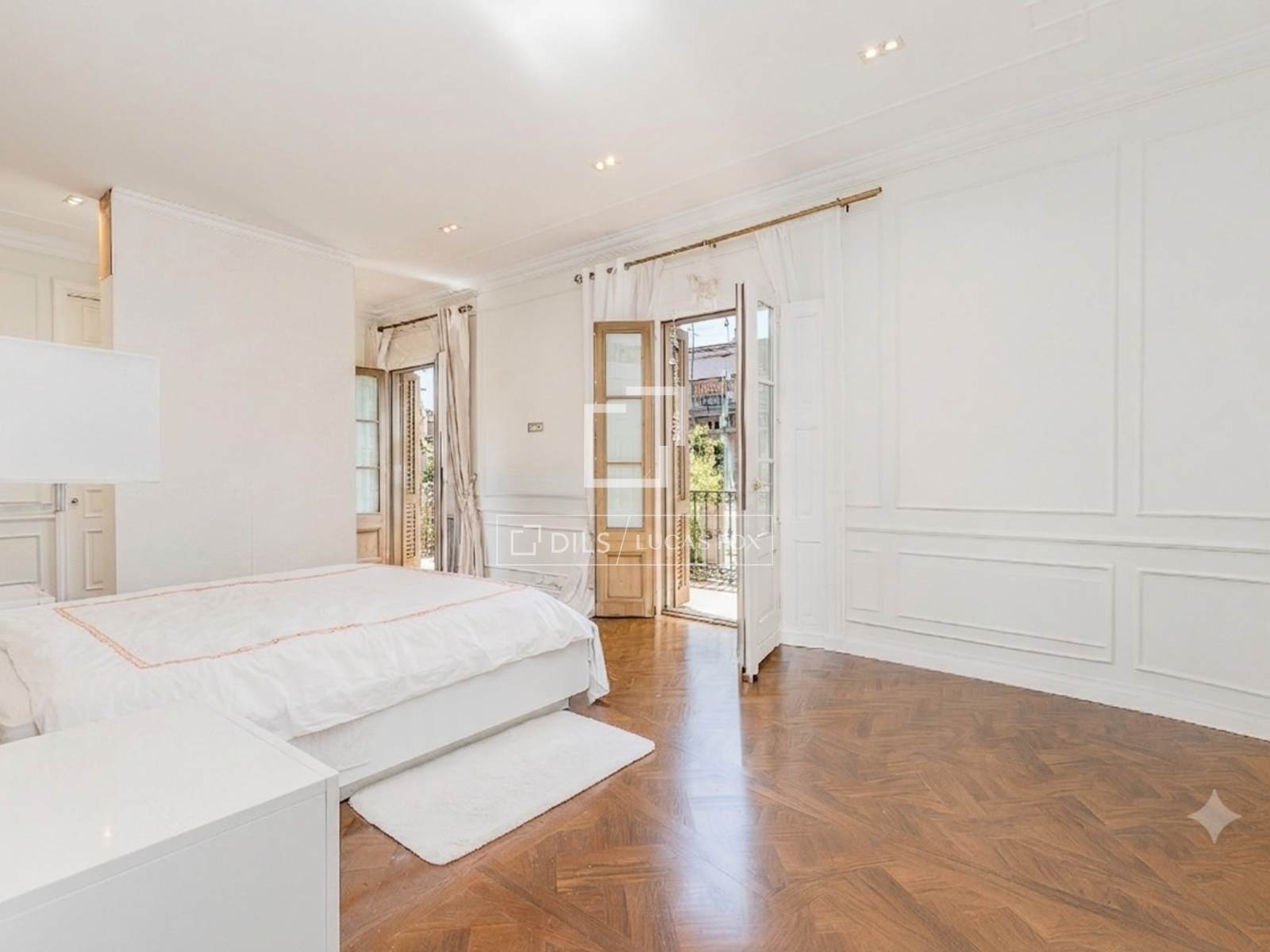 Wohnung in Barcelona, Spanien 4 Schlafzimmer, 190 m2 Nr. 192781