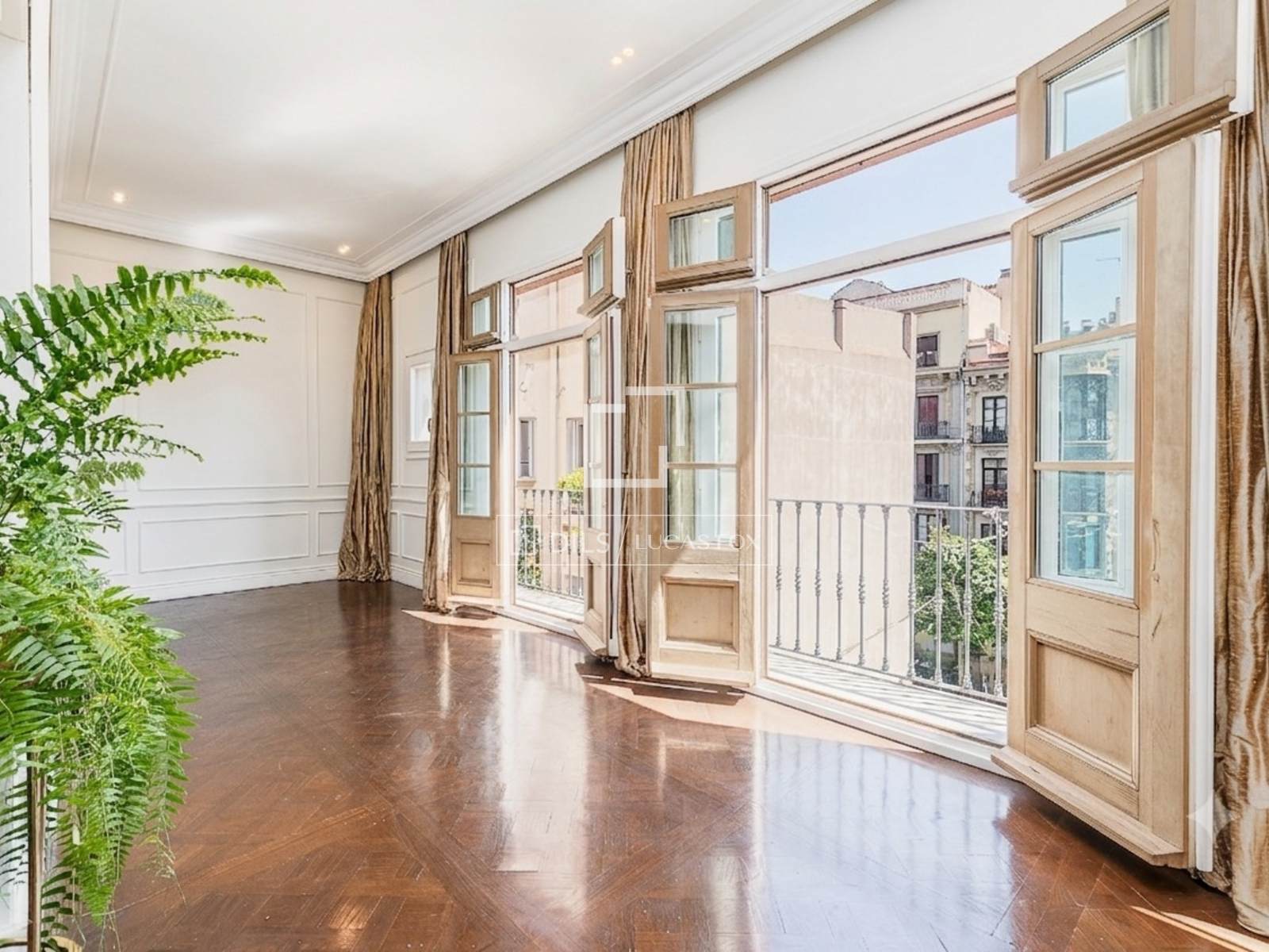 Wohnung in Barcelona, Spanien 4 Schlafzimmer, 190 m2 Nr. 192781