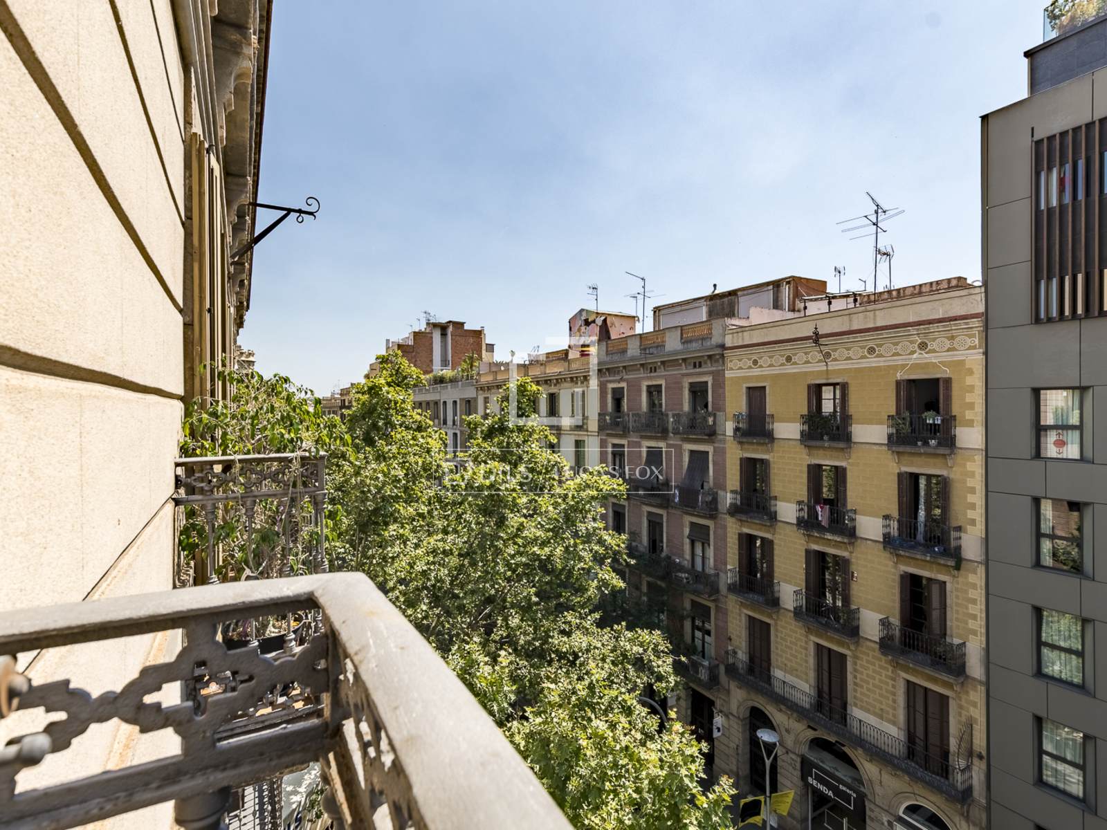 Wohnung in Barcelona, Spanien 4 Schlafzimmer, 190 m2 Nr. 192781
