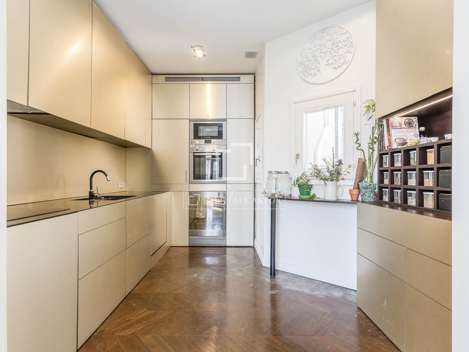 Wohnung in Barcelona, Spanien 4 Schlafzimmer, 190 m2 Nr. 192781