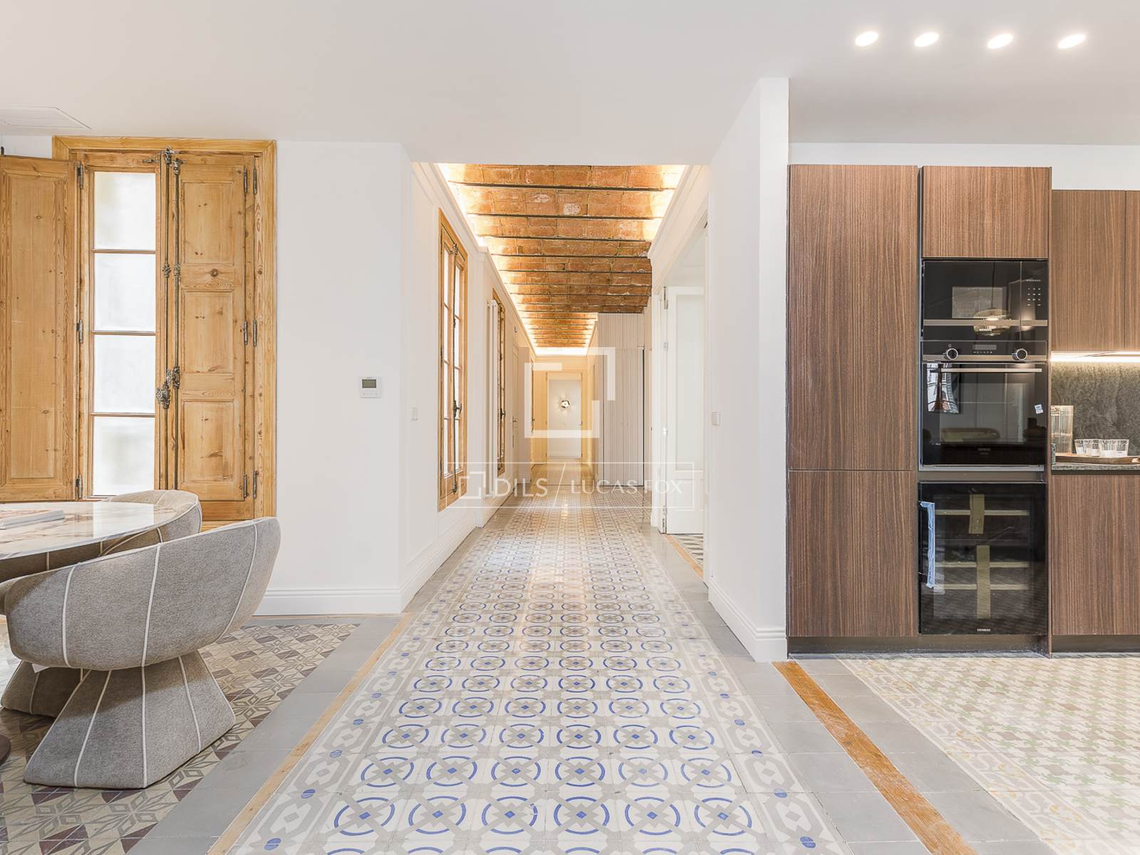 Apartamento en Barcelona, España 4 dormitorios, 224 m2 No. 192784