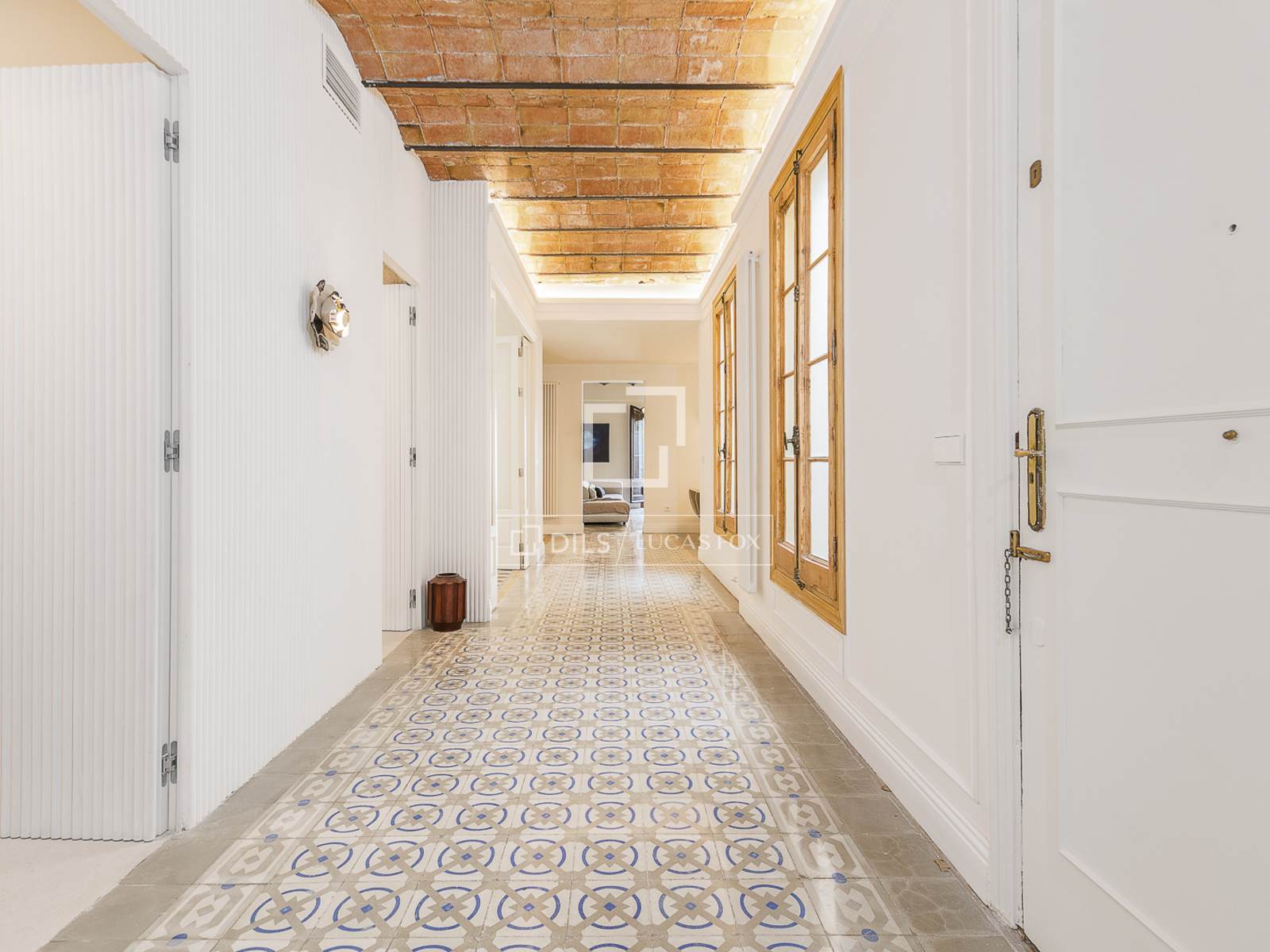 Apartamento en Barcelona, España 4 dormitorios, 224 m2 No. 192784