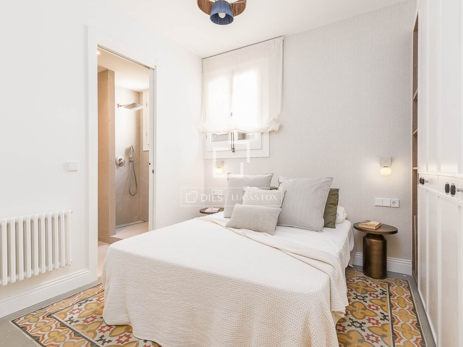 Apartamento en Barcelona, España 4 dormitorios, 224 m2 No. 192784