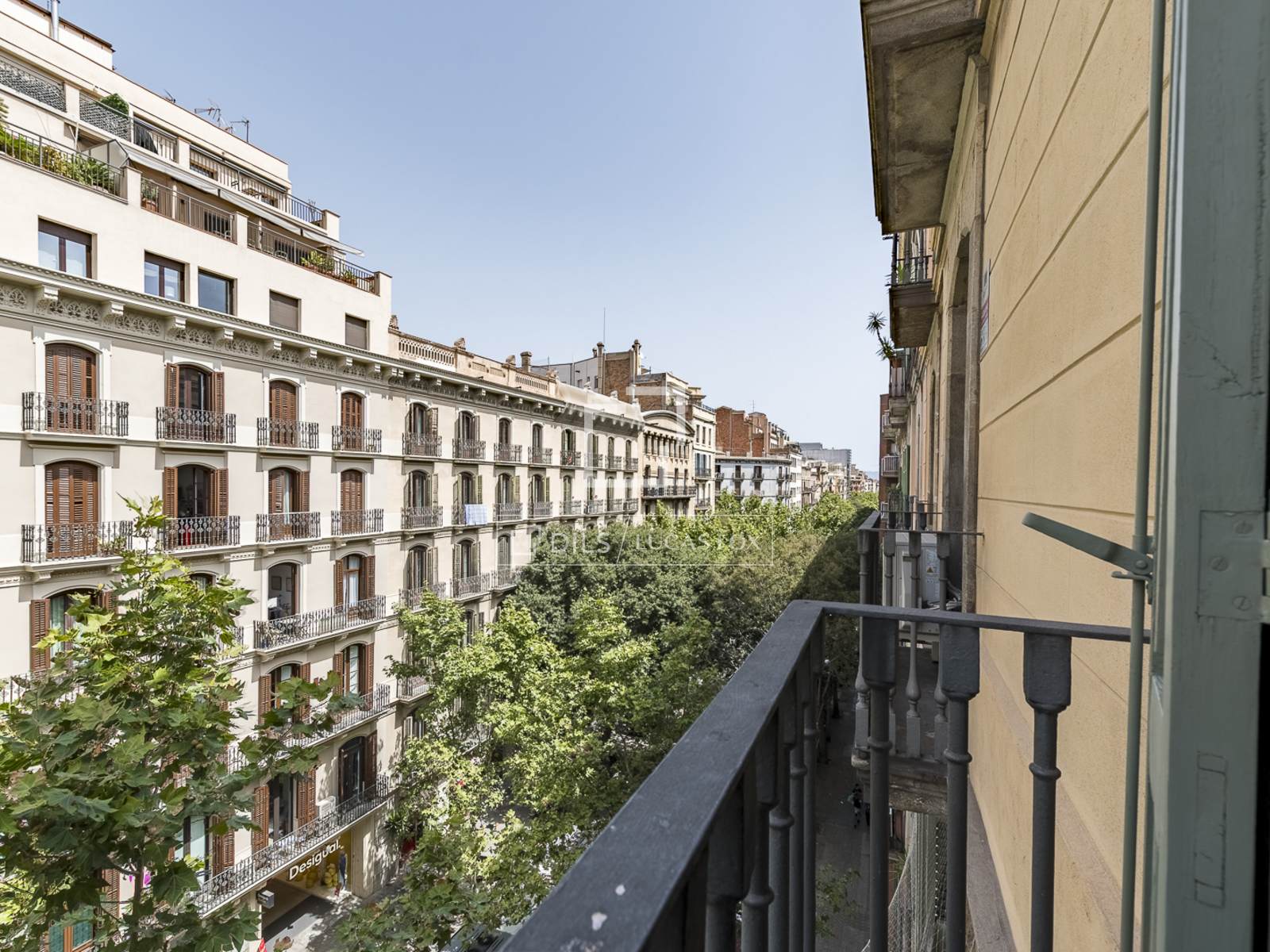Apartamento en Barcelona, España 4 dormitorios, 224 m2 No. 192784