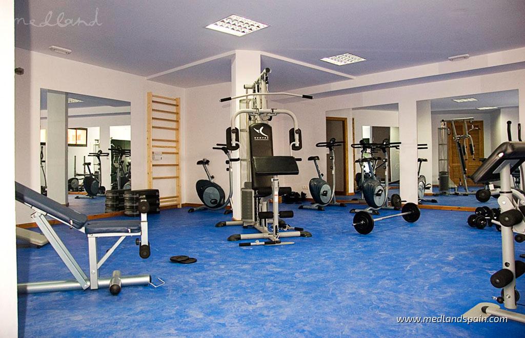 Квартира в Фуэнхирола, Малага, Испания 2 спальни, 83м2 №105067