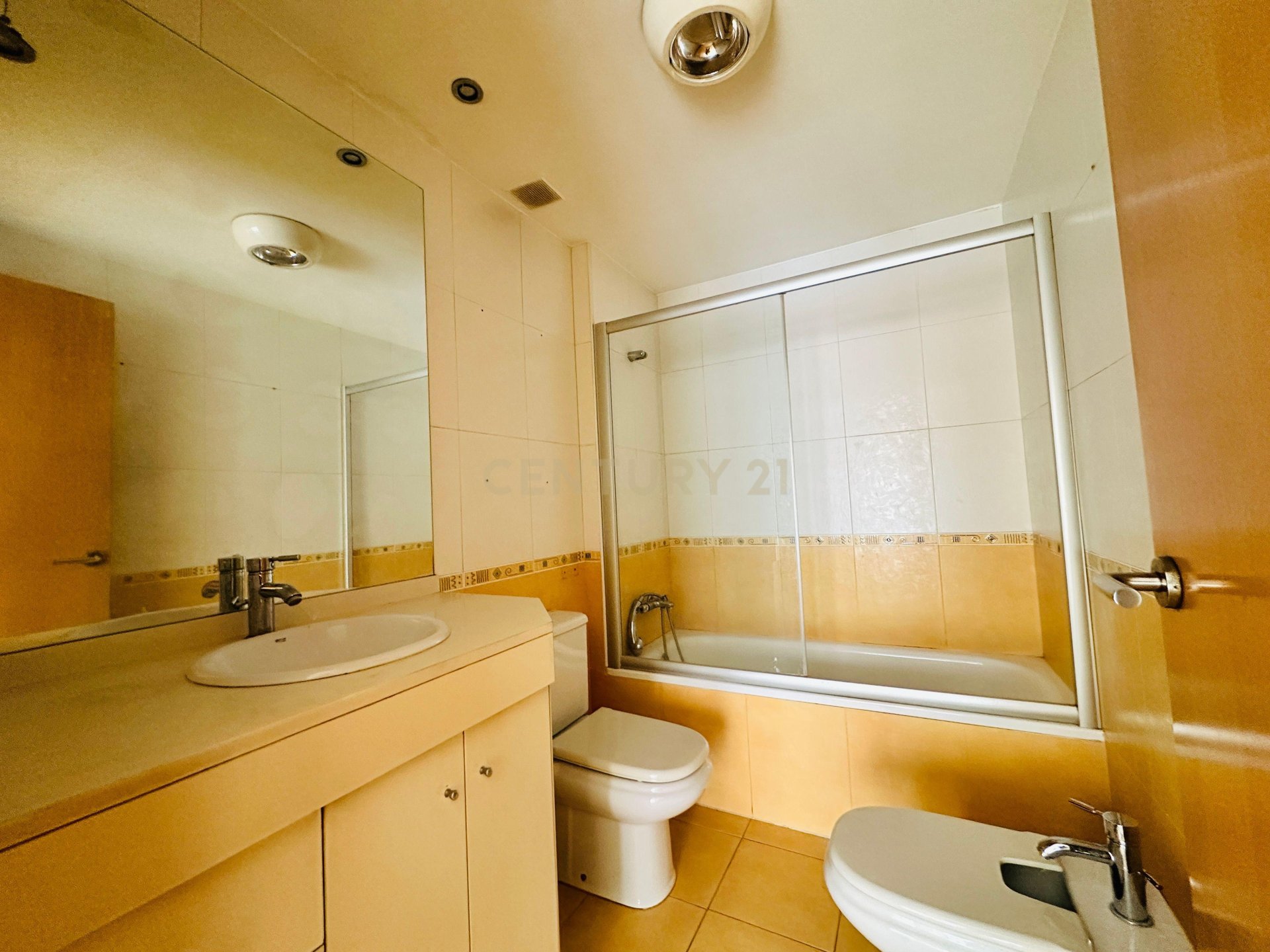 Appartamento a Sabadell, Barcelona, Spagna 4 camere da letto, 103 mq. N° 167000