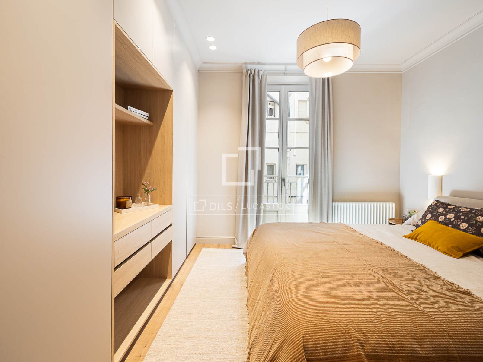 Apartment in Barcelona, Spain 4 bedrooms, 189 sq.m. No. 192528