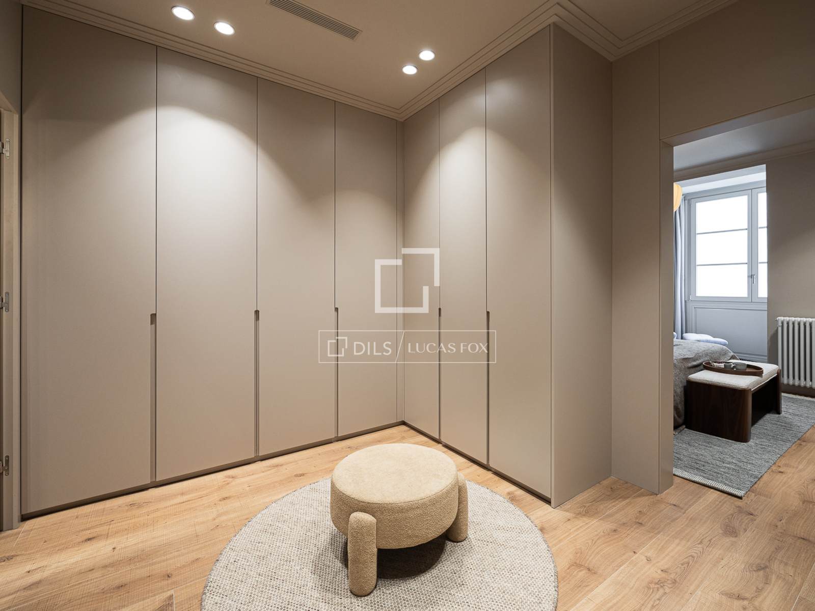Apartment in Barcelona, Spain 4 bedrooms, 189 sq.m. No. 192528