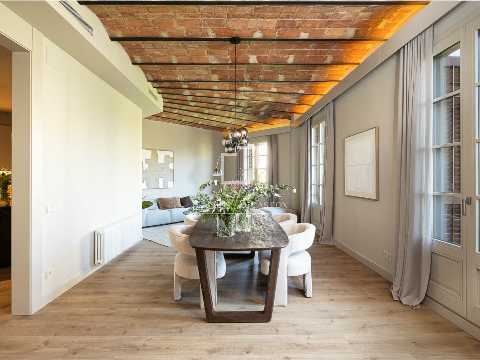 Apartment in Barcelona, Spain 4 bedrooms, 189 sq.m. No. 192528