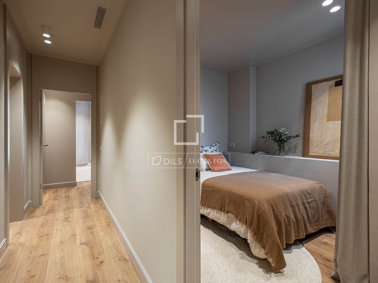 Apartment in Barcelona, Spain 4 bedrooms, 189 sq.m. No. 192528