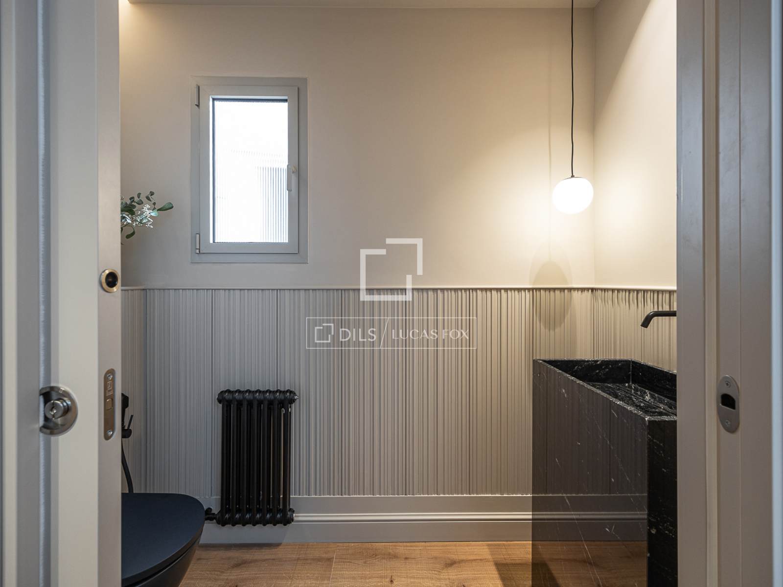 Apartment in Barcelona, Spain 4 bedrooms, 189 sq.m. No. 192528