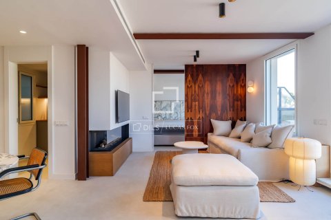 Kattohuoneisto Barcelona, Espanja 3 makuuhuonetta, 117 m2 No. 192529