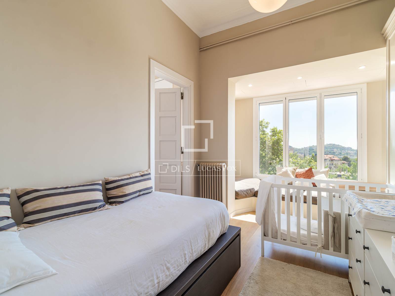 Appartamento a Barcelona, Spagna 3 camere da letto, 112 mq. N° 192530