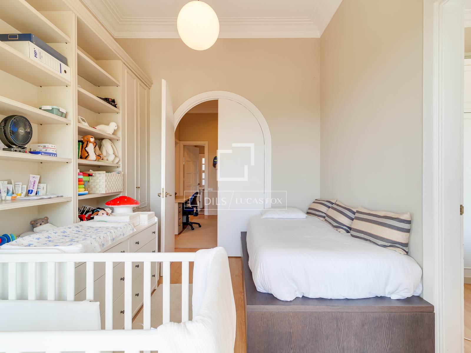 Appartamento a Barcelona, Spagna 3 camere da letto, 112 mq. N° 192530