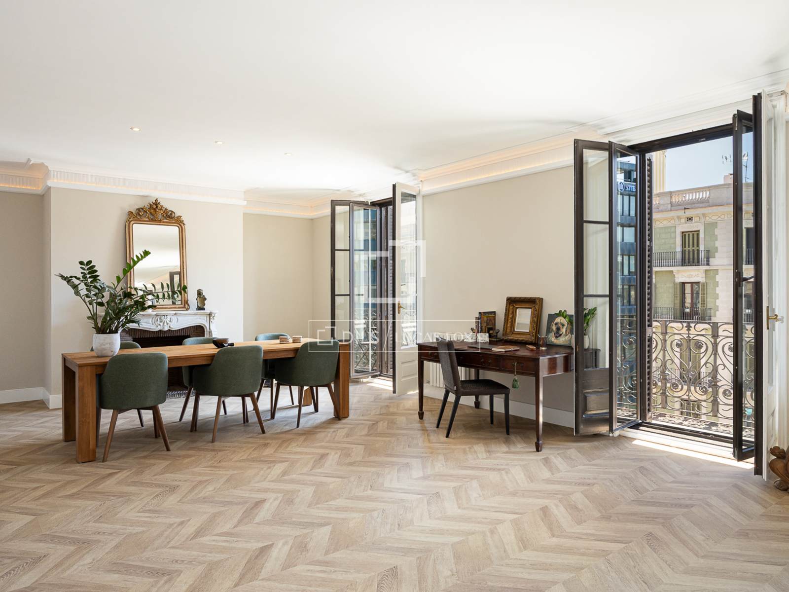 Appartamento a Barcelona, Spagna 4 camere da letto, 250 mq. N° 192526