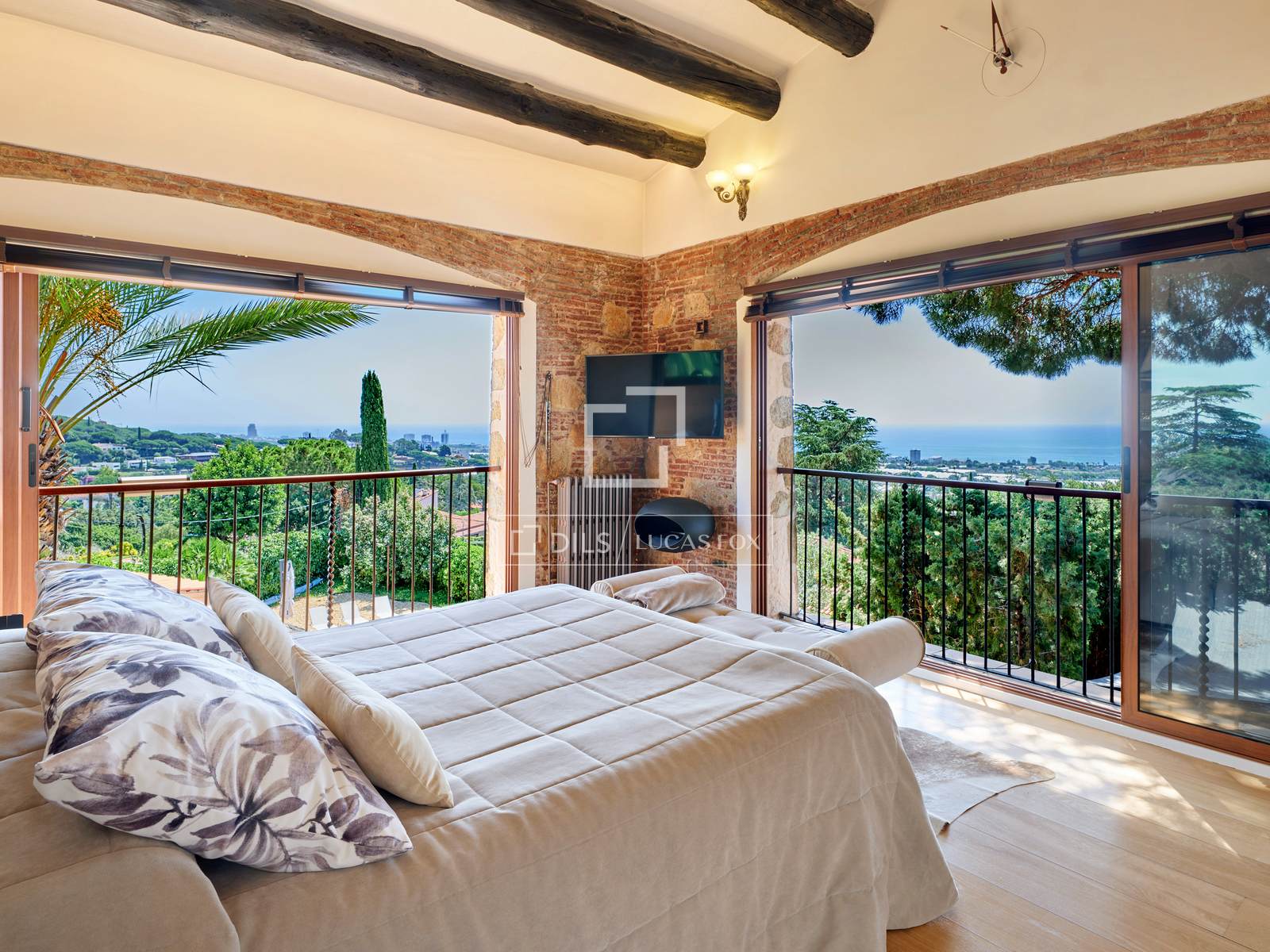 Villa a Cabrera de Mar, Barcelona, Spagna 6 camere da letto, 1017 mq. N° 192527