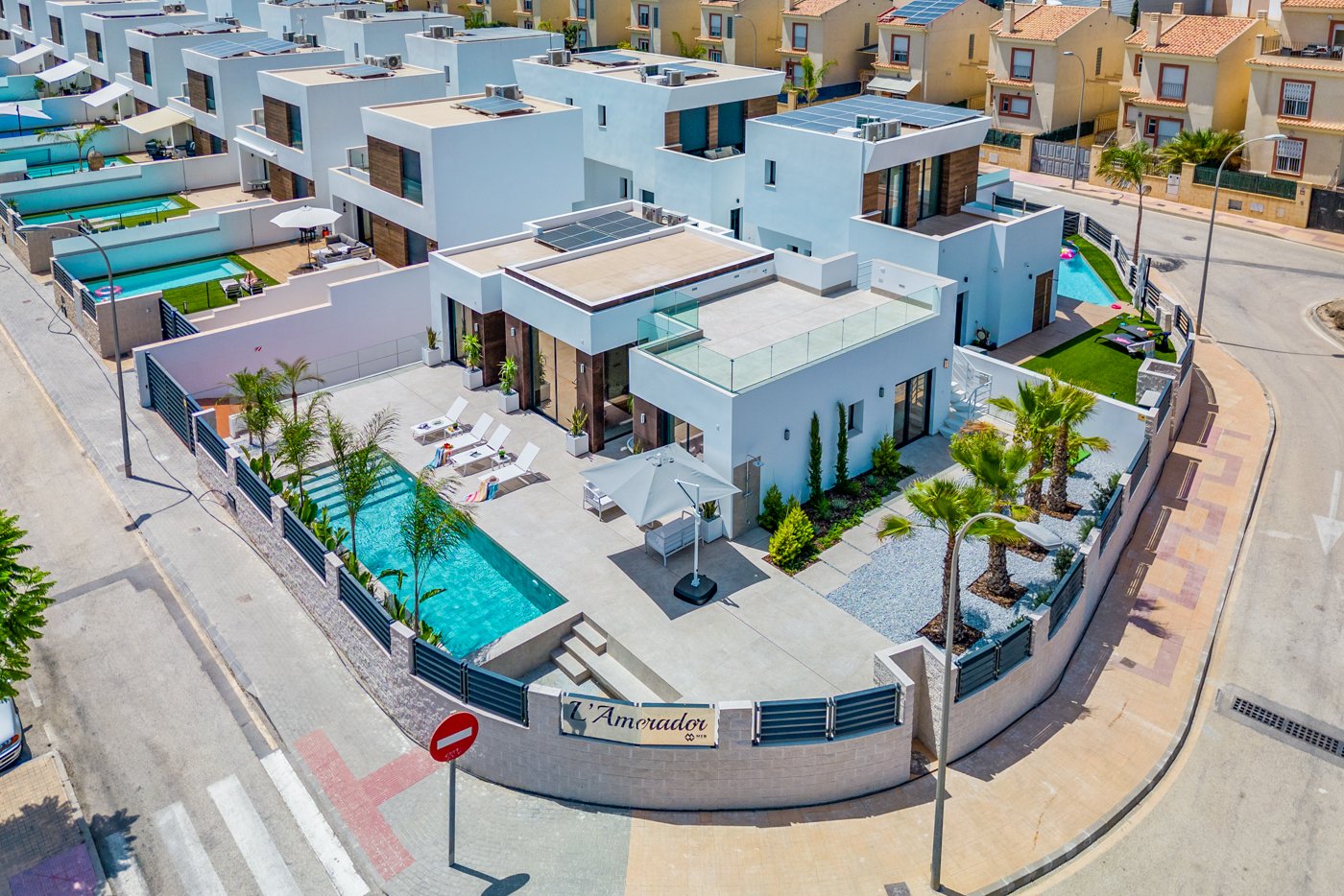 Villa a El Campello, Alicante, Spagna 4 camere da letto, 220 mq. N° 135652
