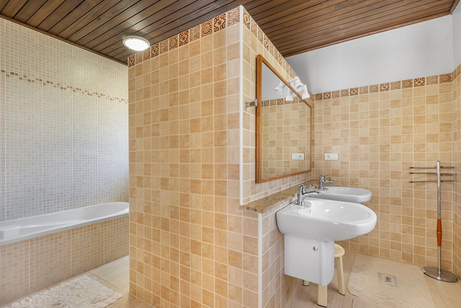 Villa en Villamartin, Alicante, España 5 dormitorios, 366 m2 No. 142792