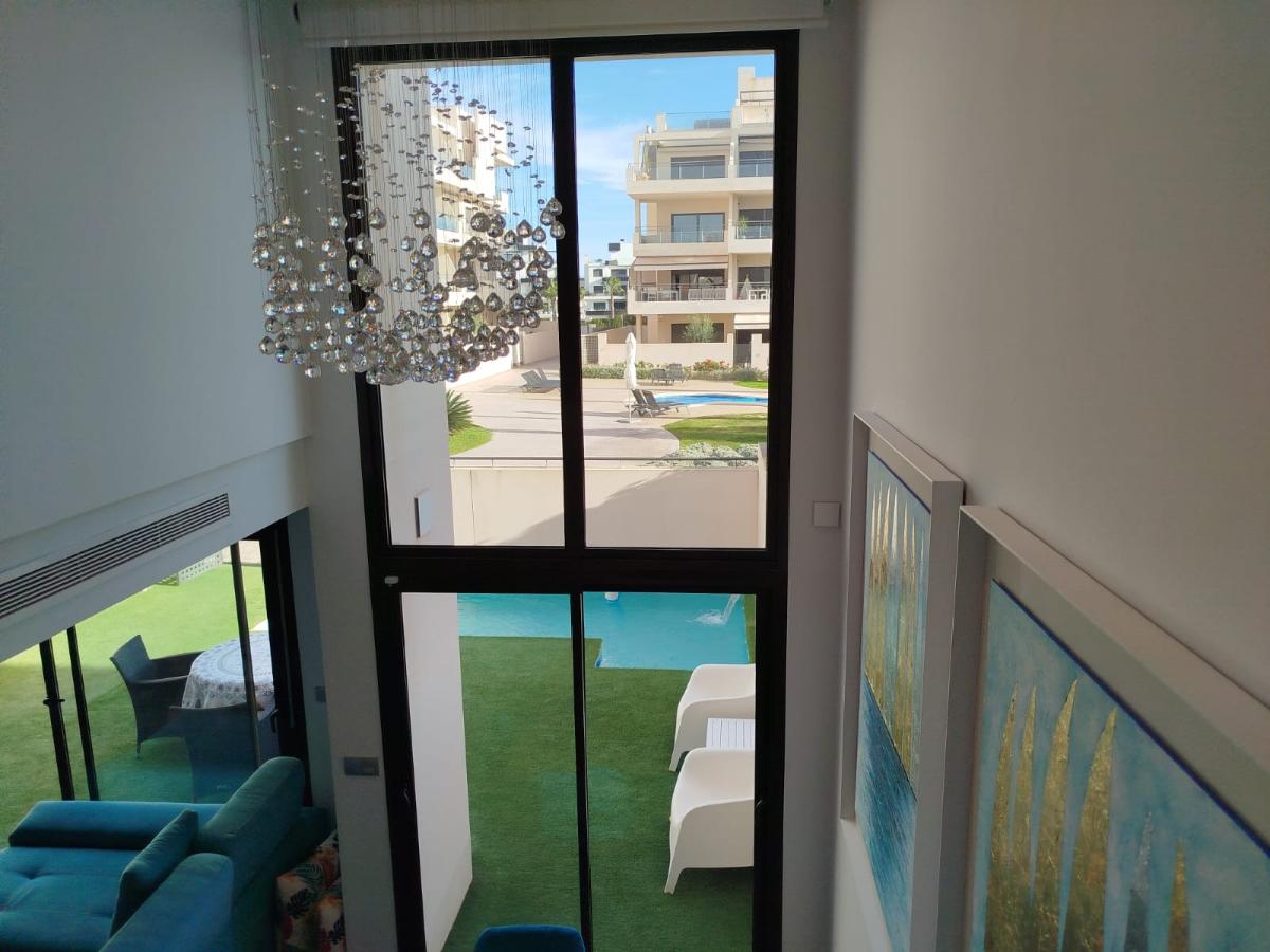 Villa in Alicante, Spain 3 bedrooms, 120 sq.m. No. 112847