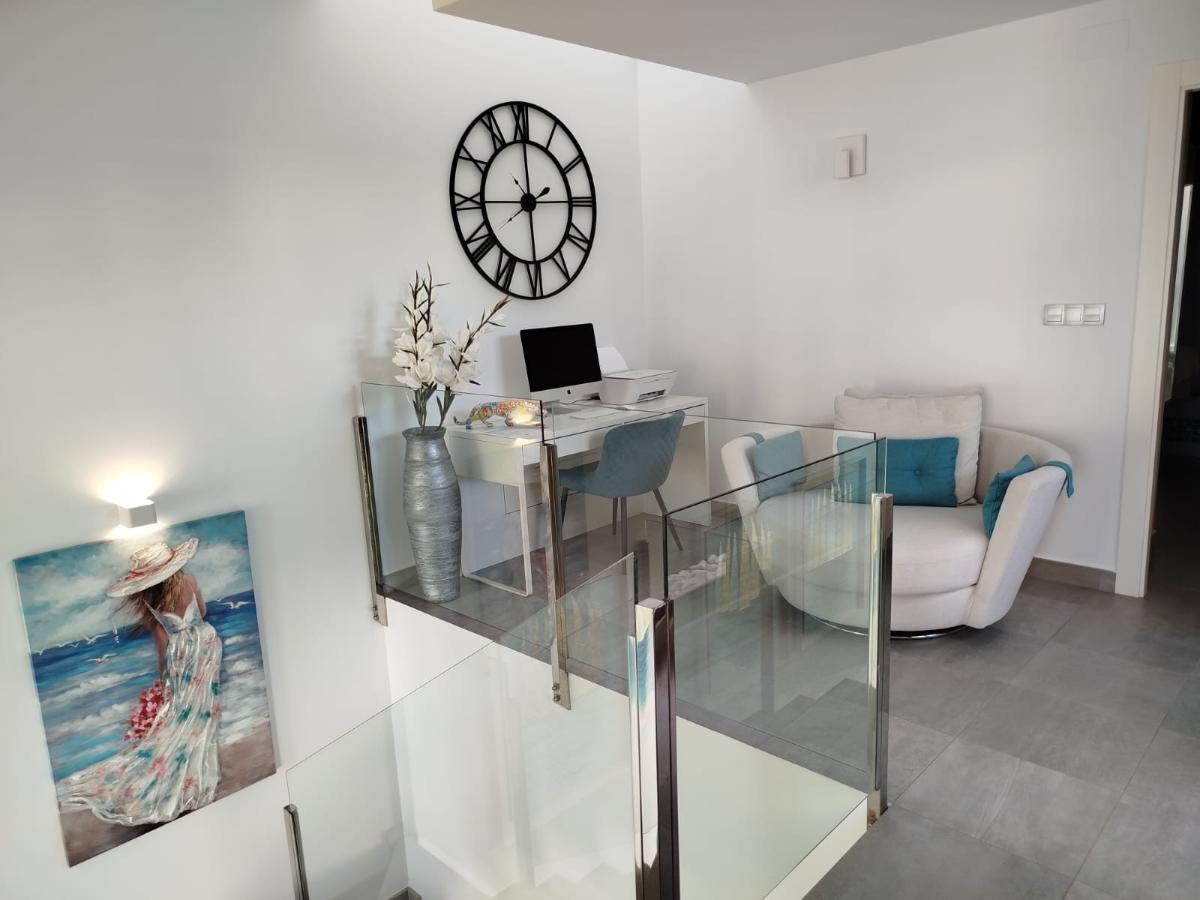Villa in Alicante, Spain 3 bedrooms, 120 sq.m. No. 112847