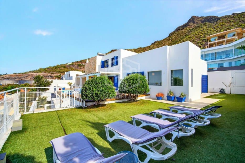 Villa in Adeje, Tenerife, Spanien 5 Schlafzimmer, 475 m2 Nr. 155842