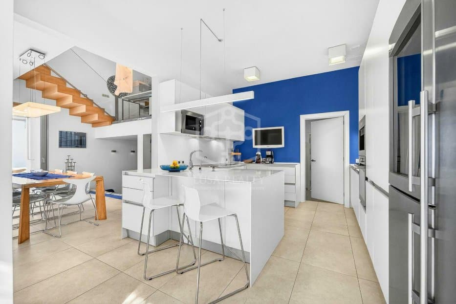 Villa in Adeje, Tenerife, Spanien 5 Schlafzimmer, 475 m2 Nr. 155842