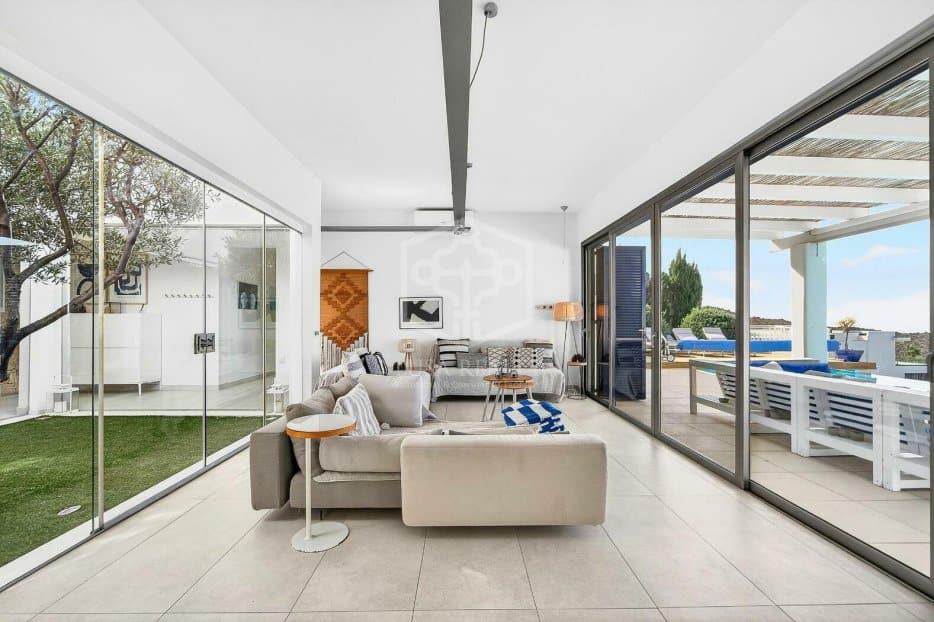 Villa in Adeje, Tenerife, Spanien 5 Schlafzimmer, 475 m2 Nr. 155842