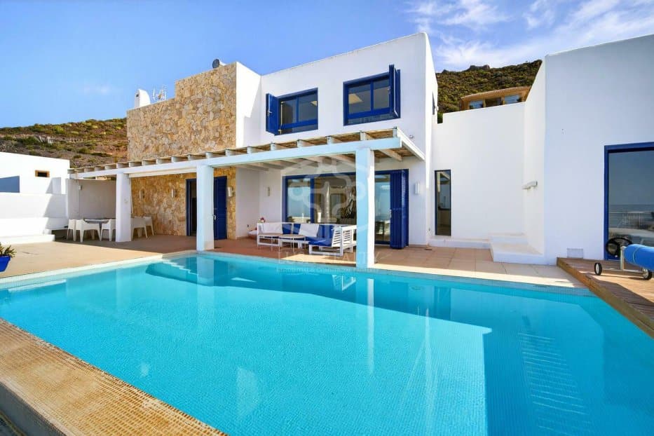 Villa in Adeje, Tenerife, Spanien 5 Schlafzimmer, 475 m2 Nr. 155842