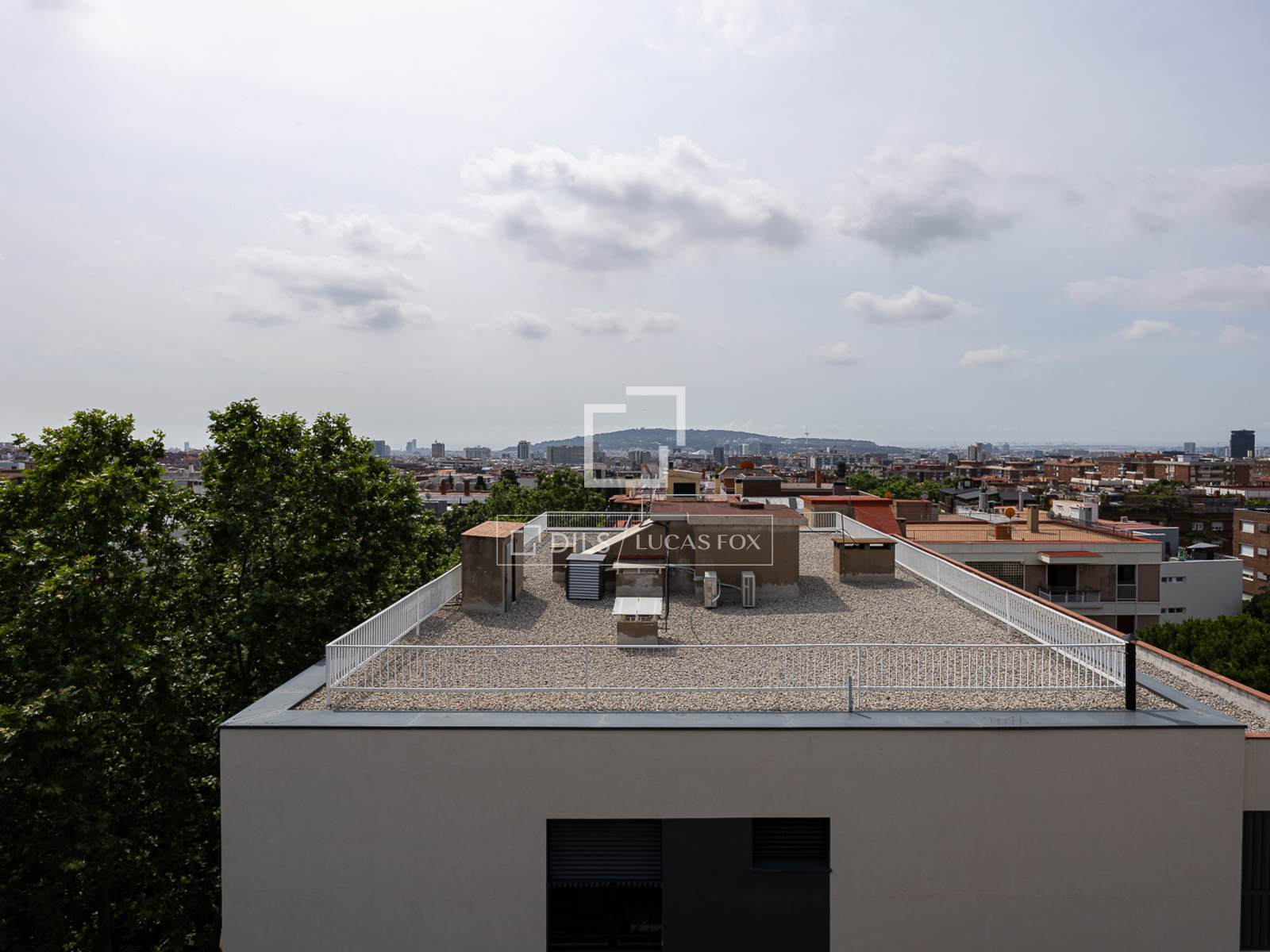 Apartment in Barcelona, Spain 4 bedrooms, 206 sq.m. No. 168916