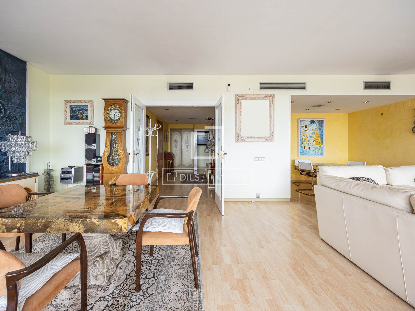 Apartment in Barcelona, Spain 4 bedrooms, 206 sq.m. No. 168916