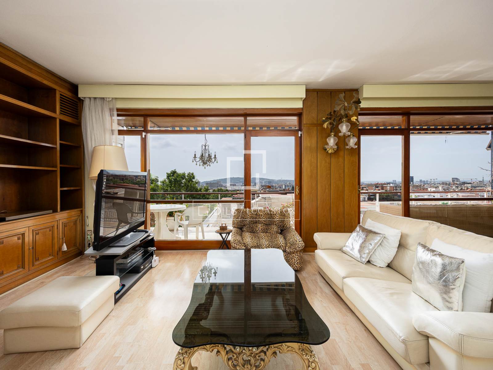 Apartment in Barcelona, Spain 4 bedrooms, 206 sq.m. No. 168916