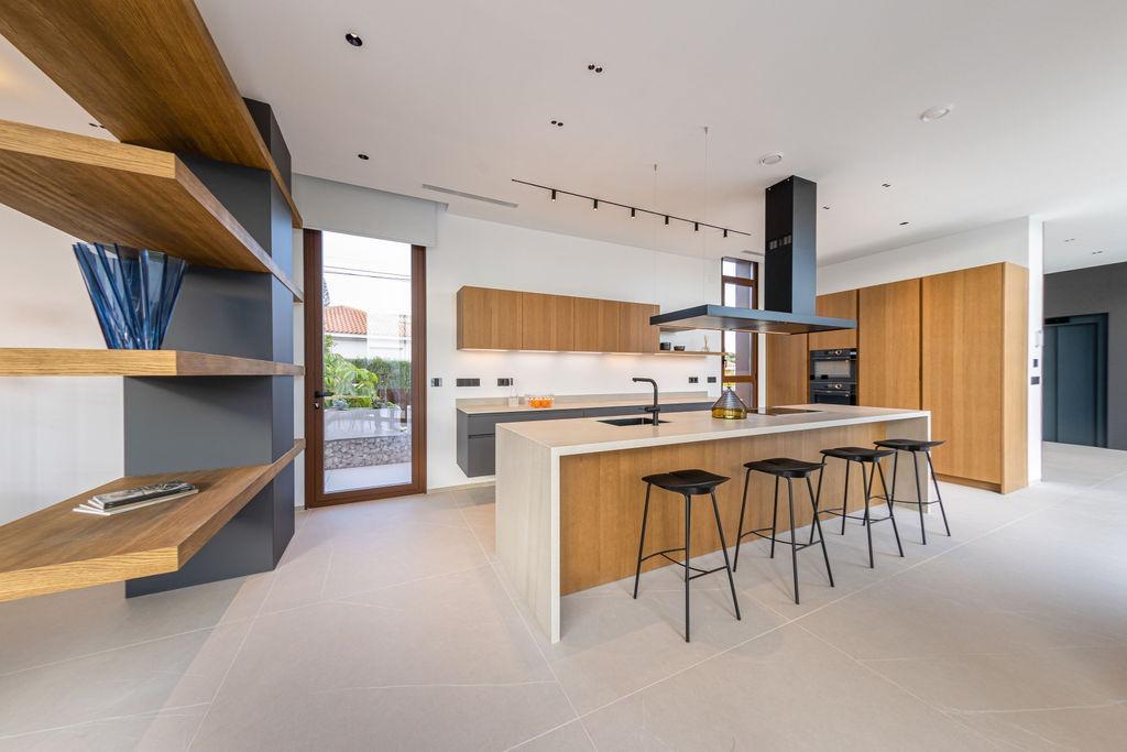 Villa a Benidorm, Alicante, Spagna 4 camere da letto, 315 mq. N° 182511