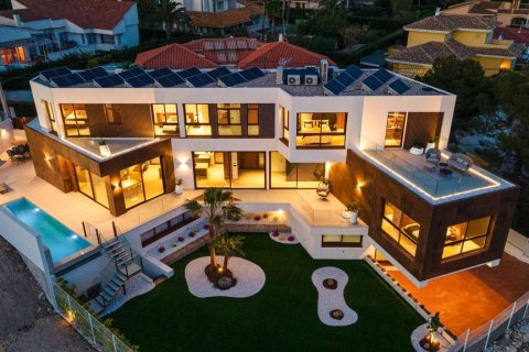 Villa en Benidorm, Alicante, España 4 dormitorios, 315 m2 No. 182511