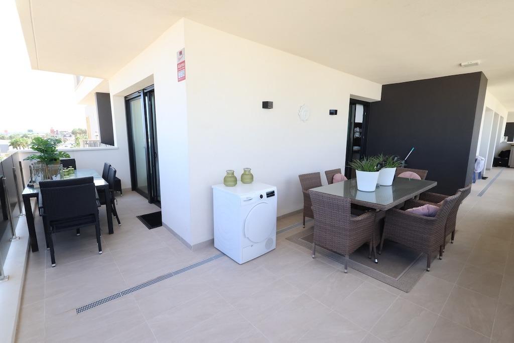 Appartamento a Alicante, Spagna 3 camere da letto, 116 mq. N° 192459