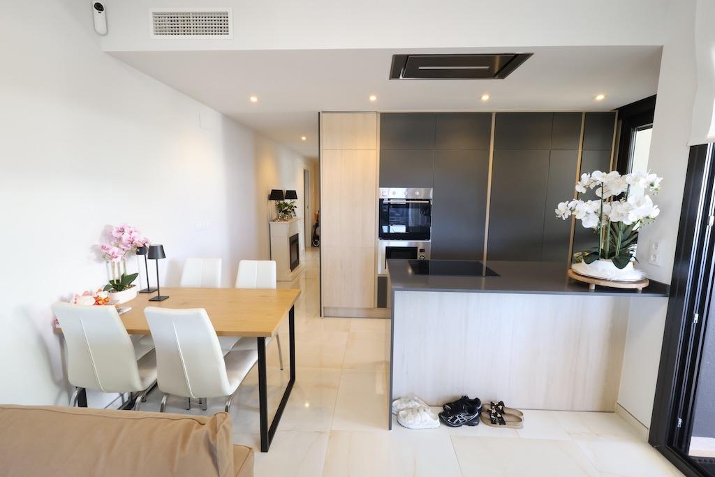 Appartamento a Alicante, Spagna 3 camere da letto, 116 mq. N° 192459