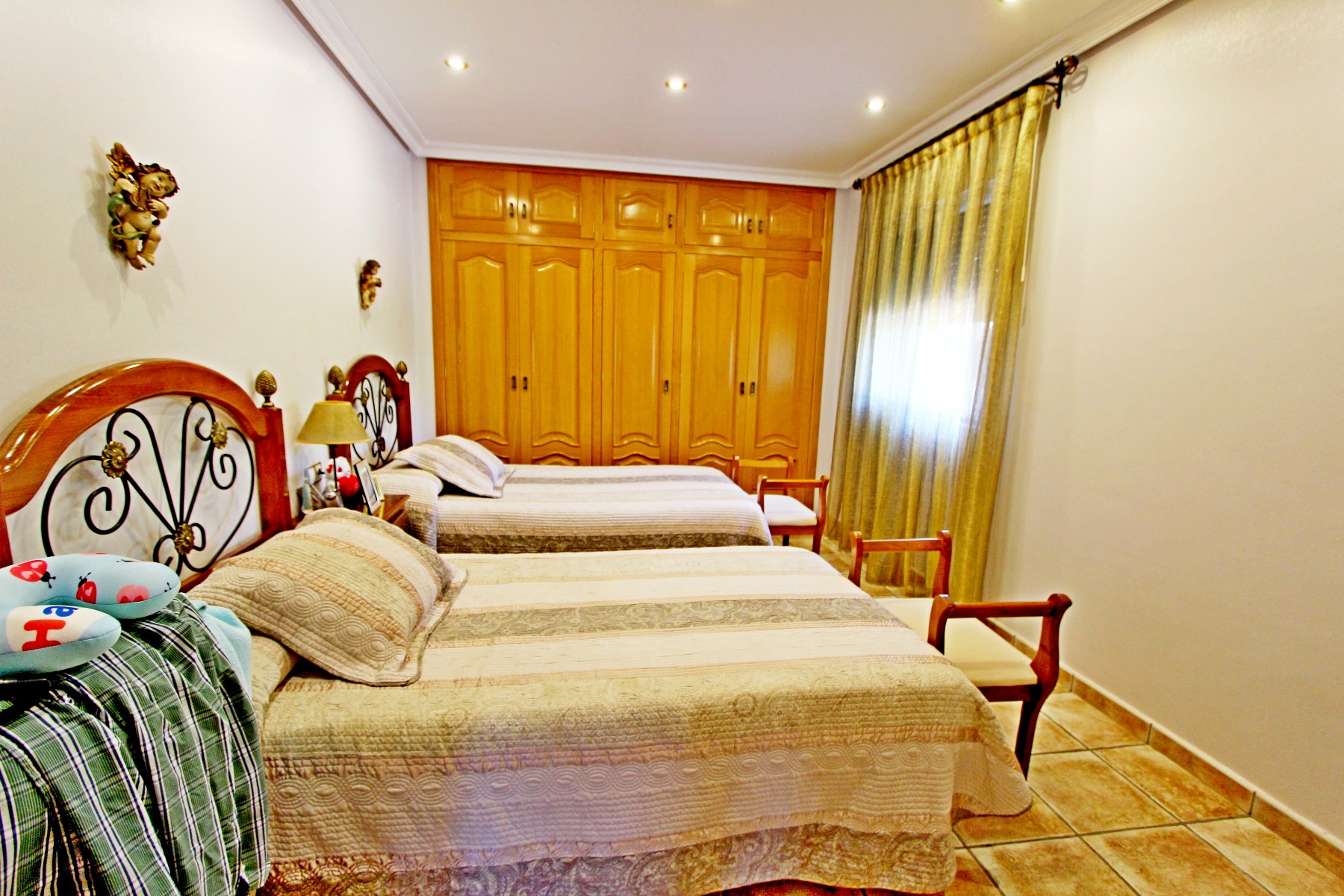 Huvila Alicante, Espanja 5 makuuhuonetta, 450 m2 No. 80208
