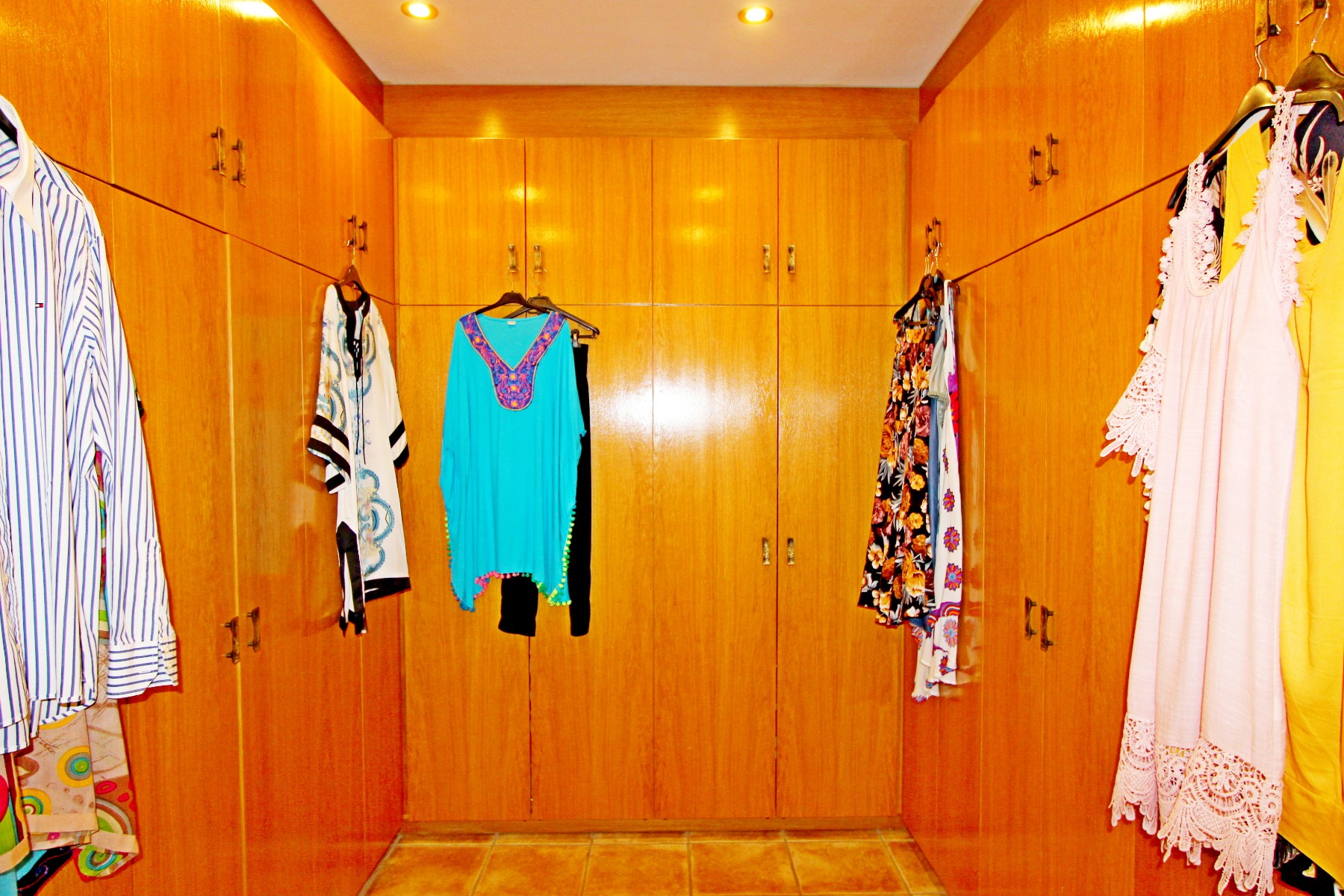 Huvila Alicante, Espanja 5 makuuhuonetta, 450 m2 No. 80208