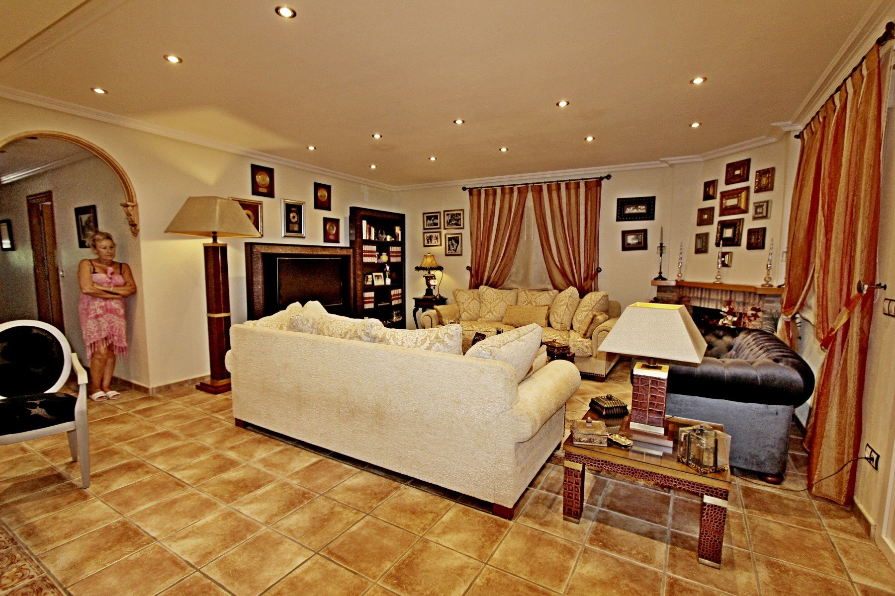 Huvila Alicante, Espanja 5 makuuhuonetta, 450 m2 No. 80208