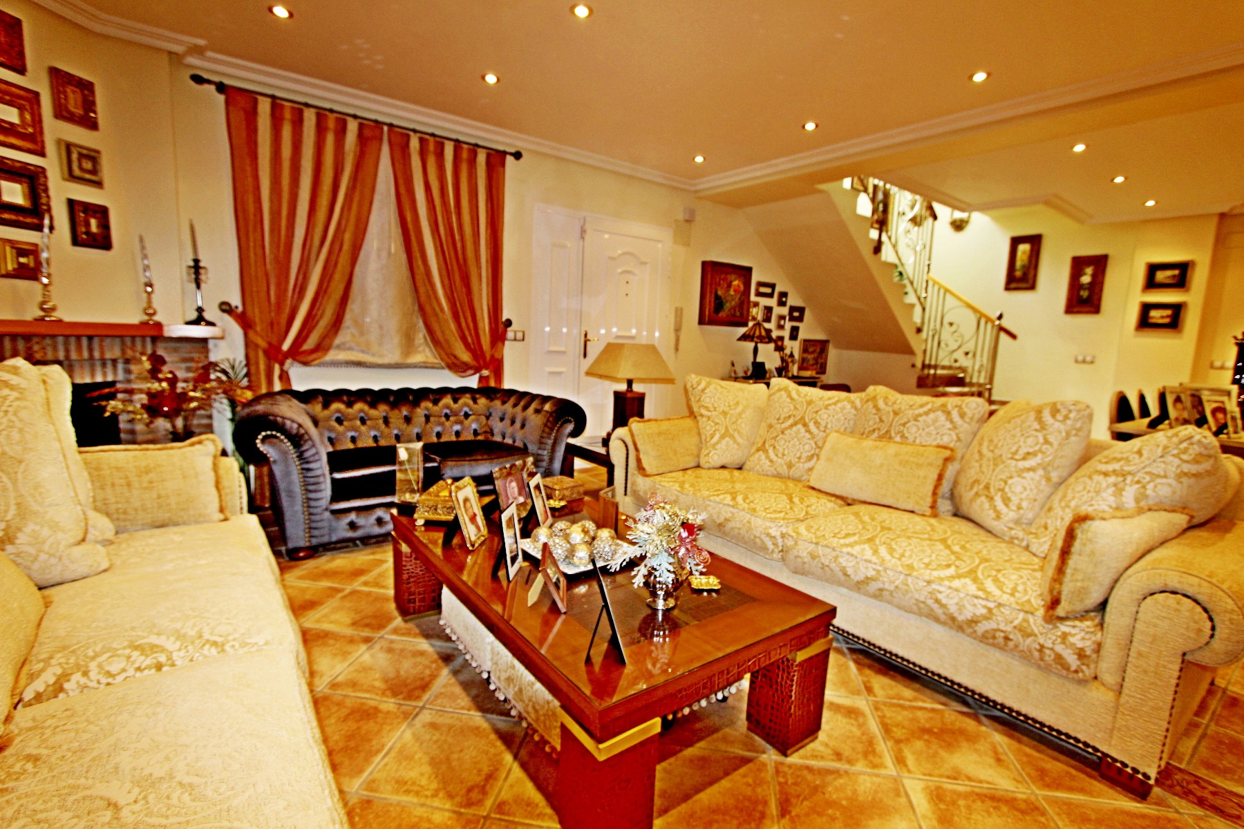 Huvila Alicante, Espanja 5 makuuhuonetta, 450 m2 No. 80208