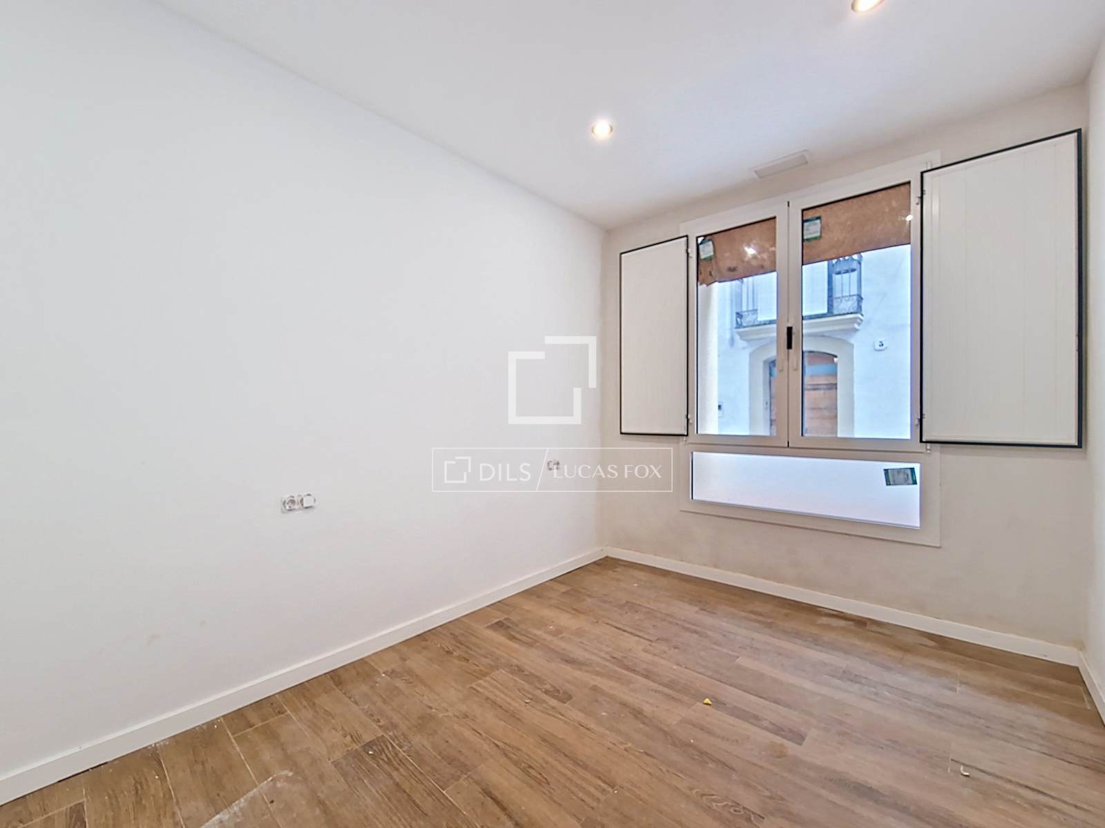 Apartamento en Vilanova i la Geltrú, Barcelona, España 2 dormitorios, 99 m2 No. 150829