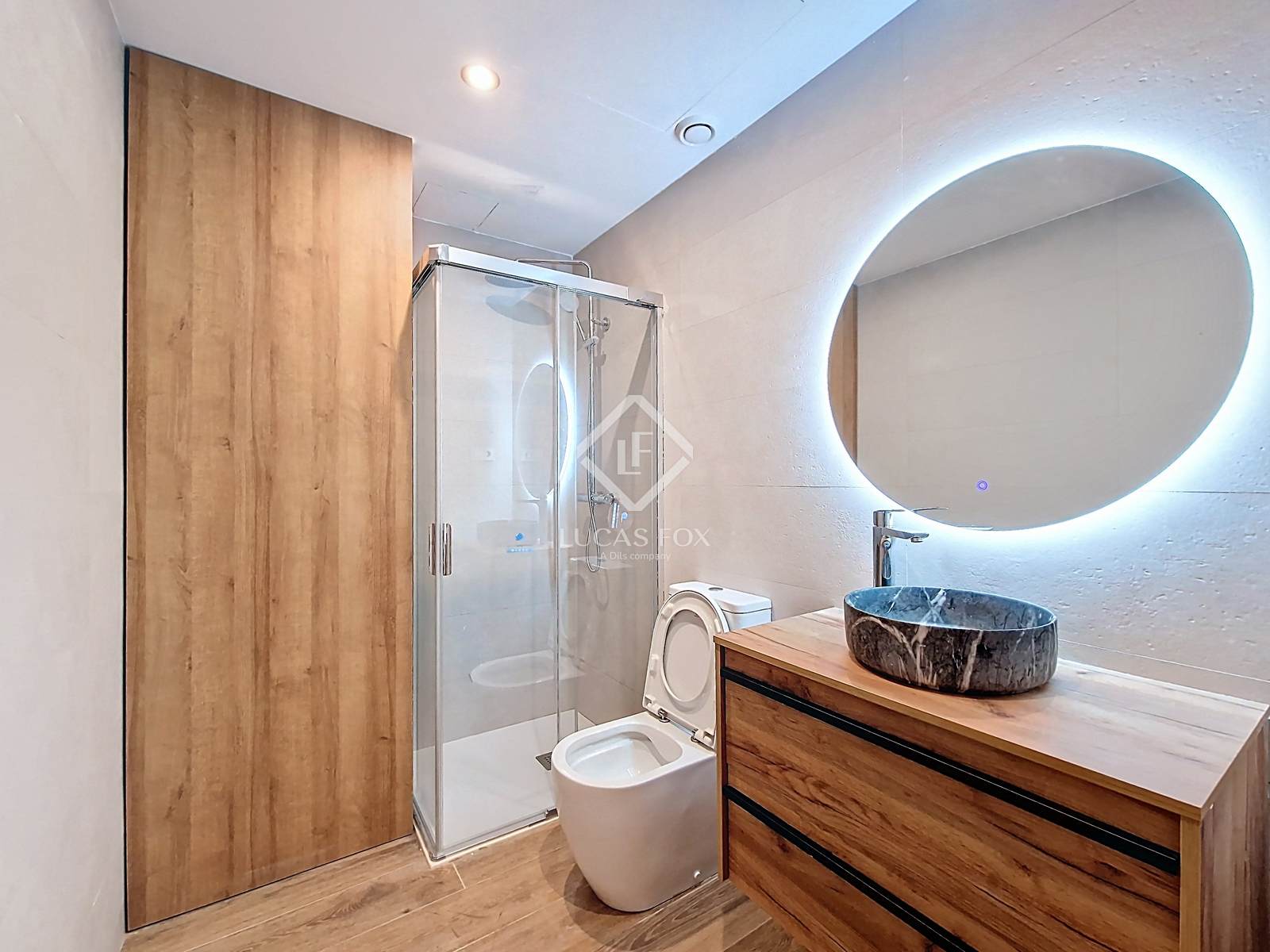 Apartamento en Vilanova i la Geltrú, Barcelona, España 2 dormitorios, 99 m2 No. 150829