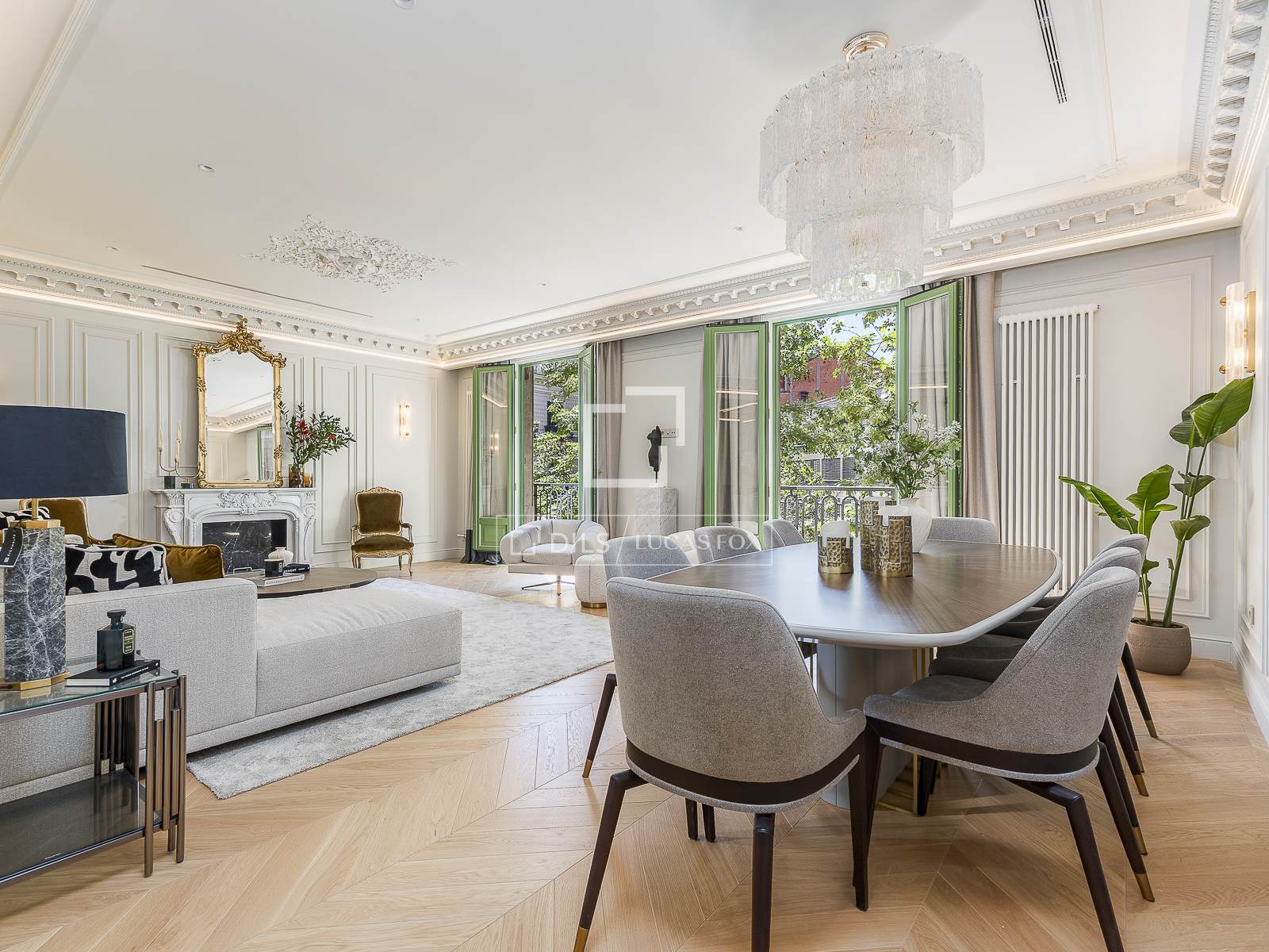 Dzīvoklis Barcelona, Spānijā 4 istabas, 201 m2 Nr. 150826