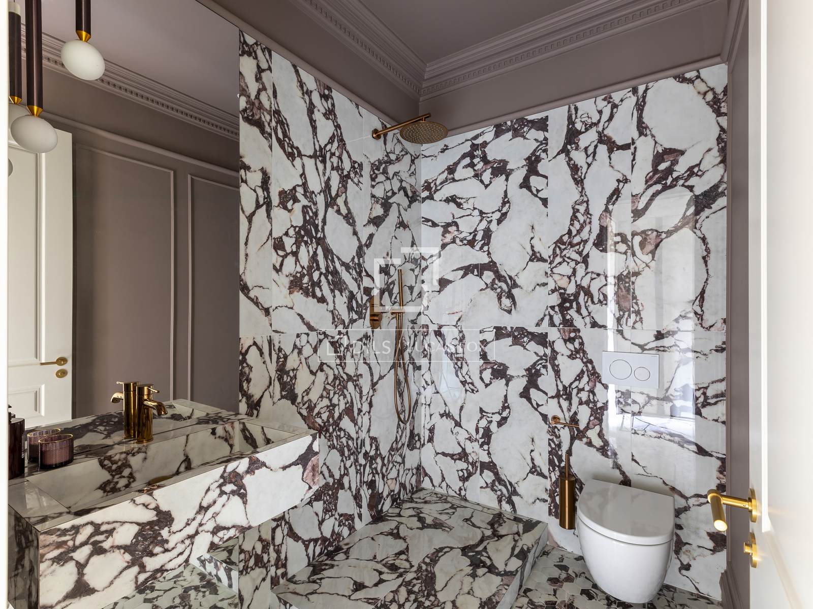 Dzīvoklis Barcelona, Spānijā 4 istabas, 201 m2 Nr. 150826
