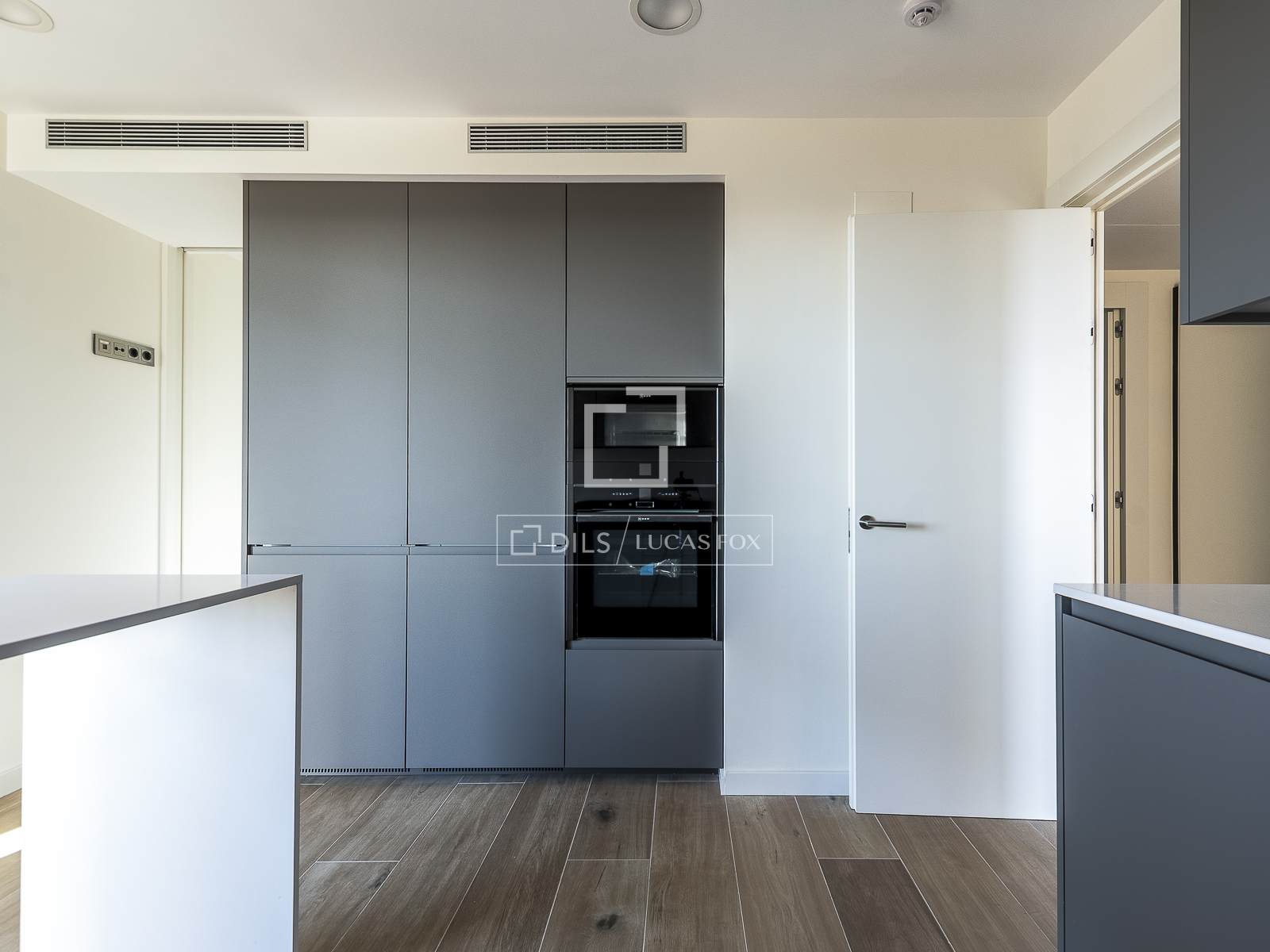 Penthauss Esplugues de Llobregat, Barcelona, Spānijā 4 istabas, 162 m2 Nr. 150825
